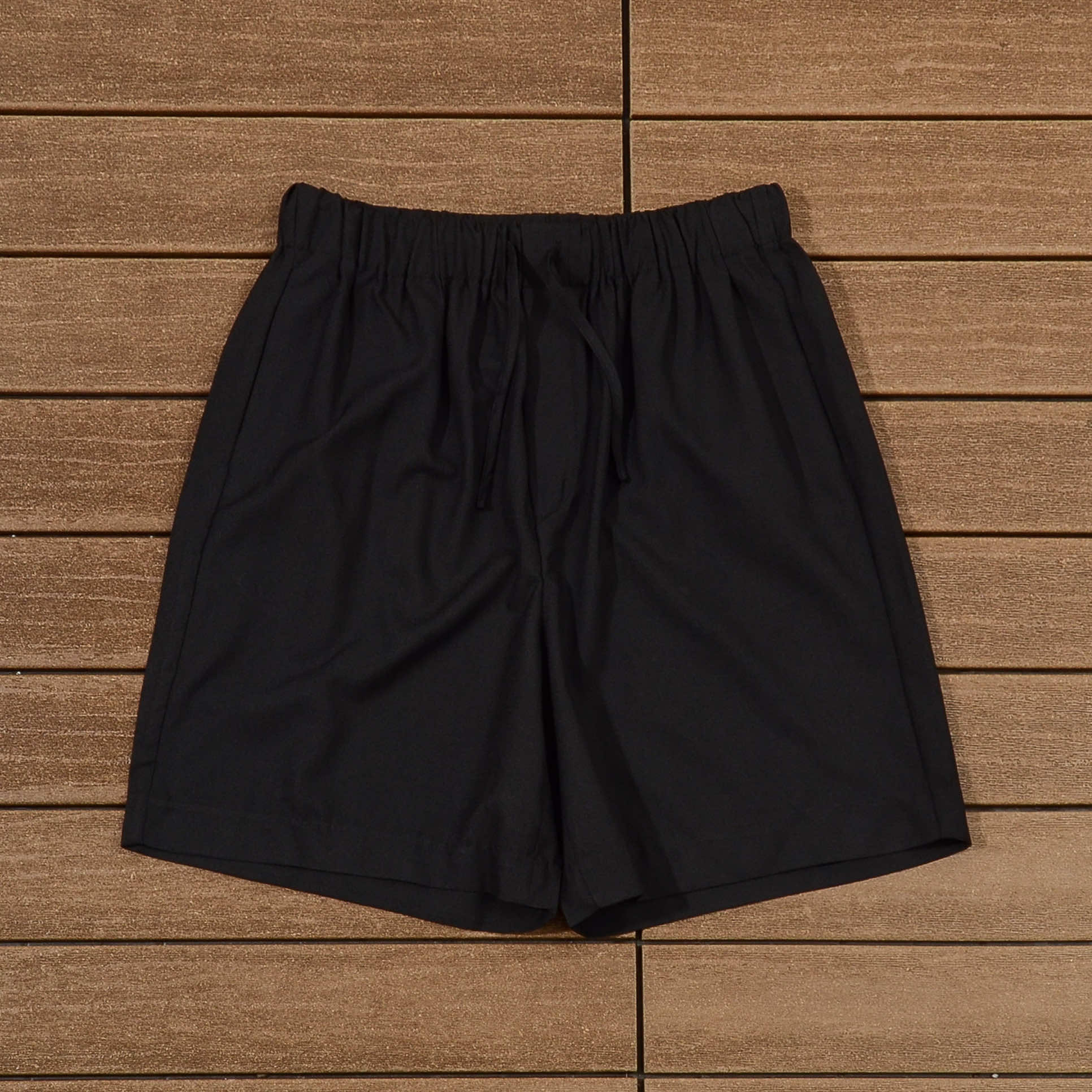 THE ROW SHORT