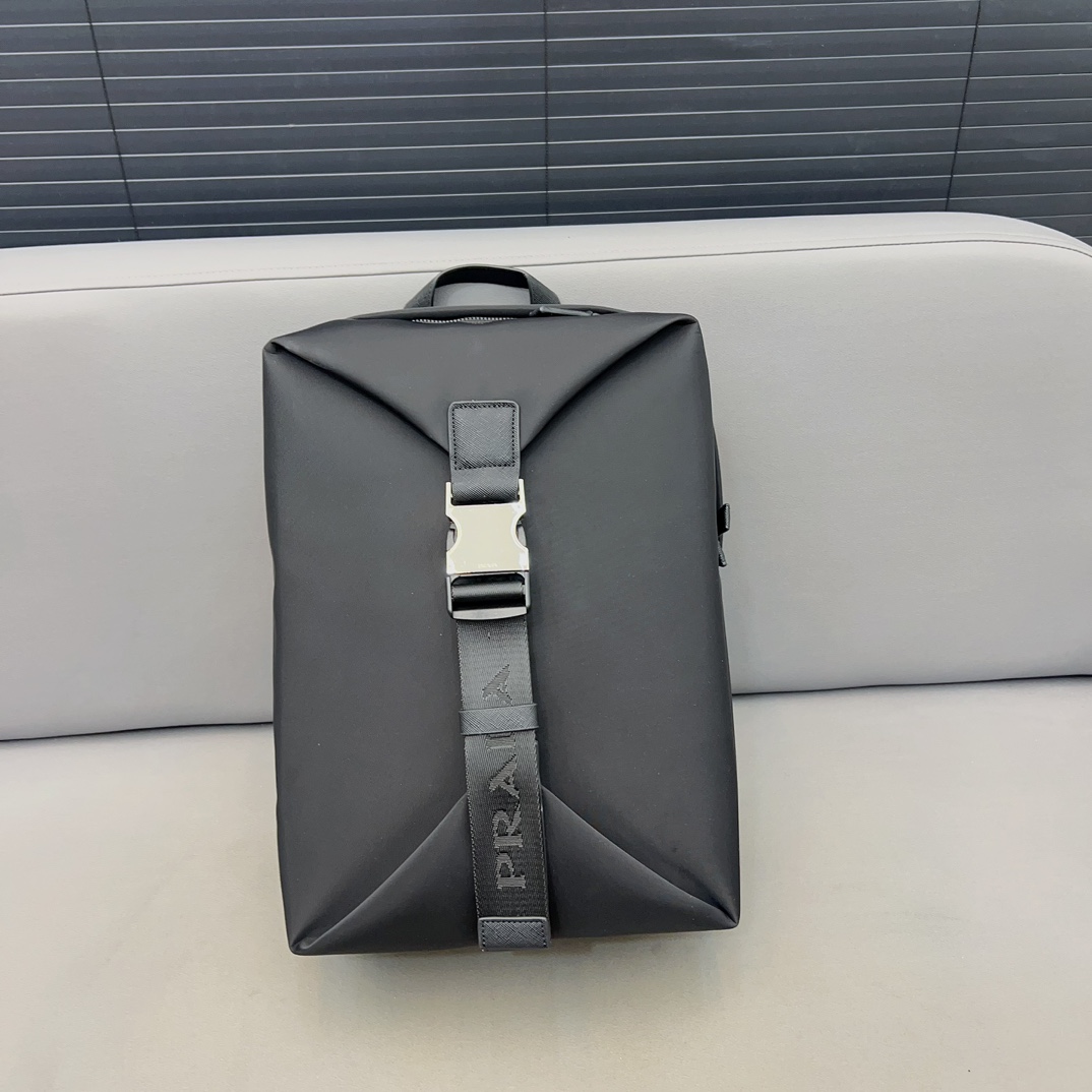PRADA BAG