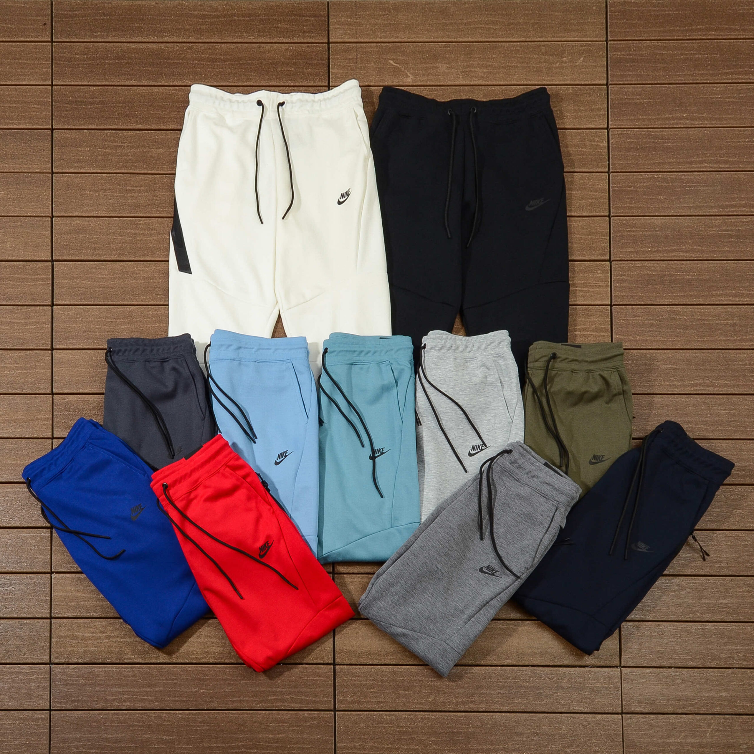 NIKE PANT