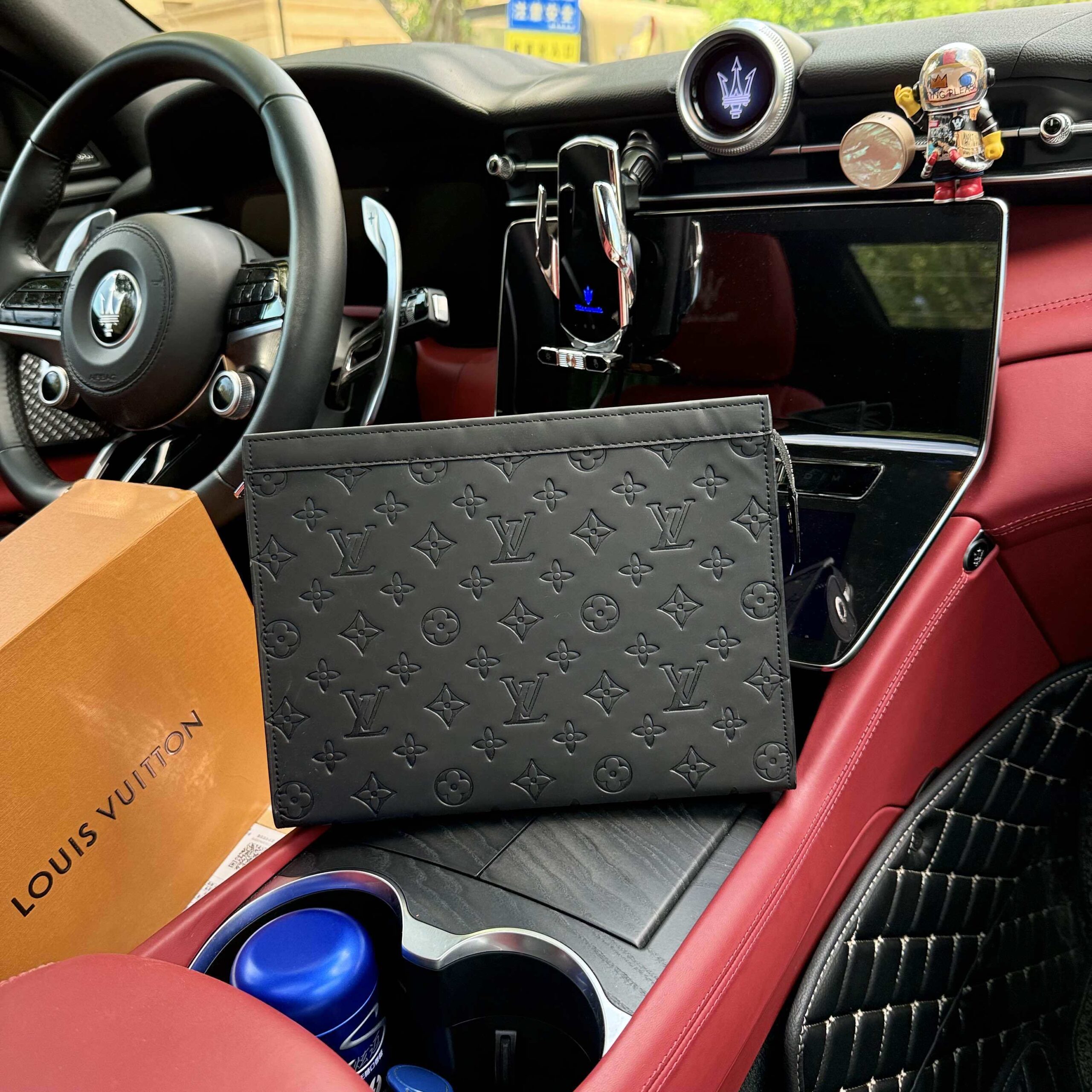 LV BAG