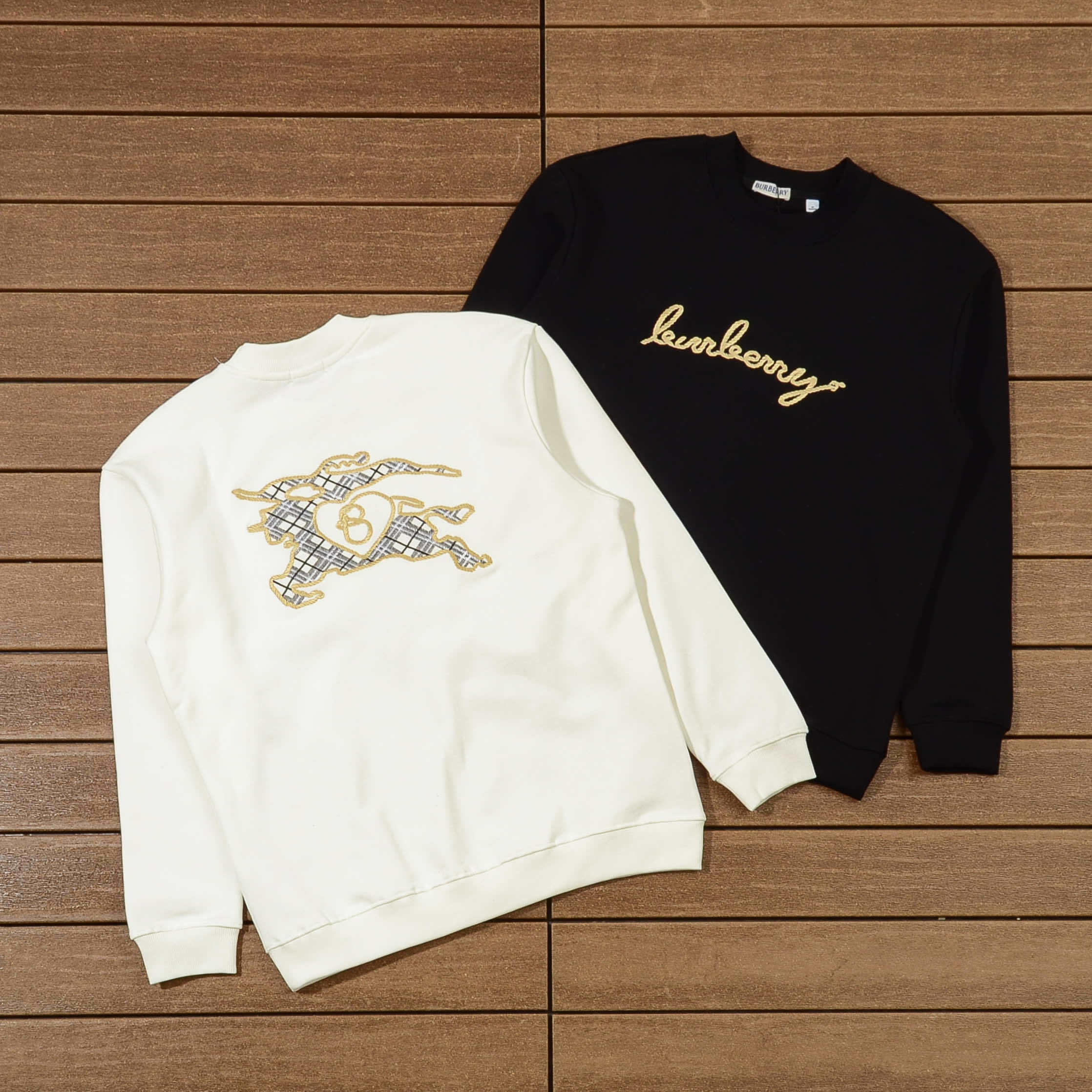 BURBERRY Свитер