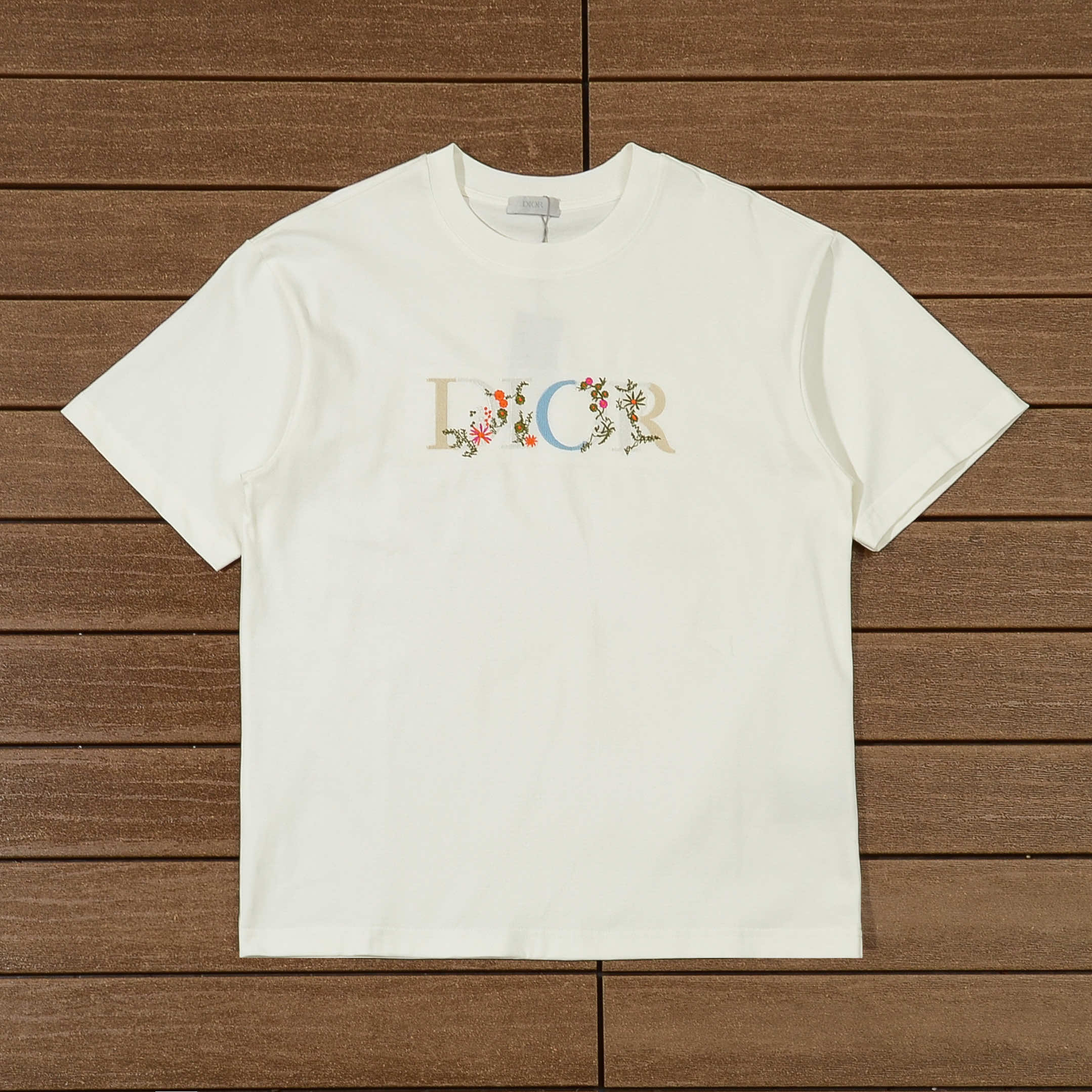 DIOR T-SHIRT