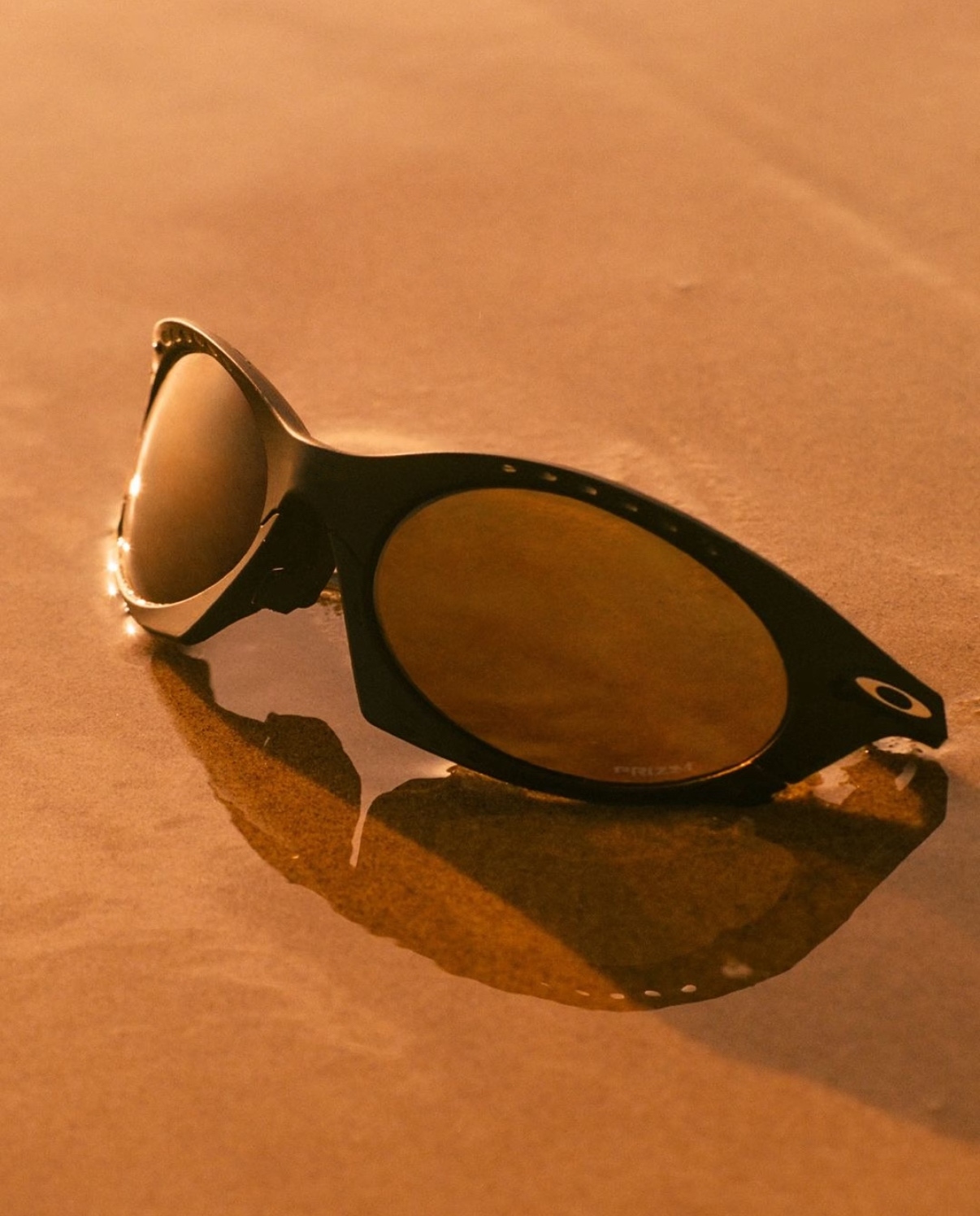 OAKLEY GLASSES