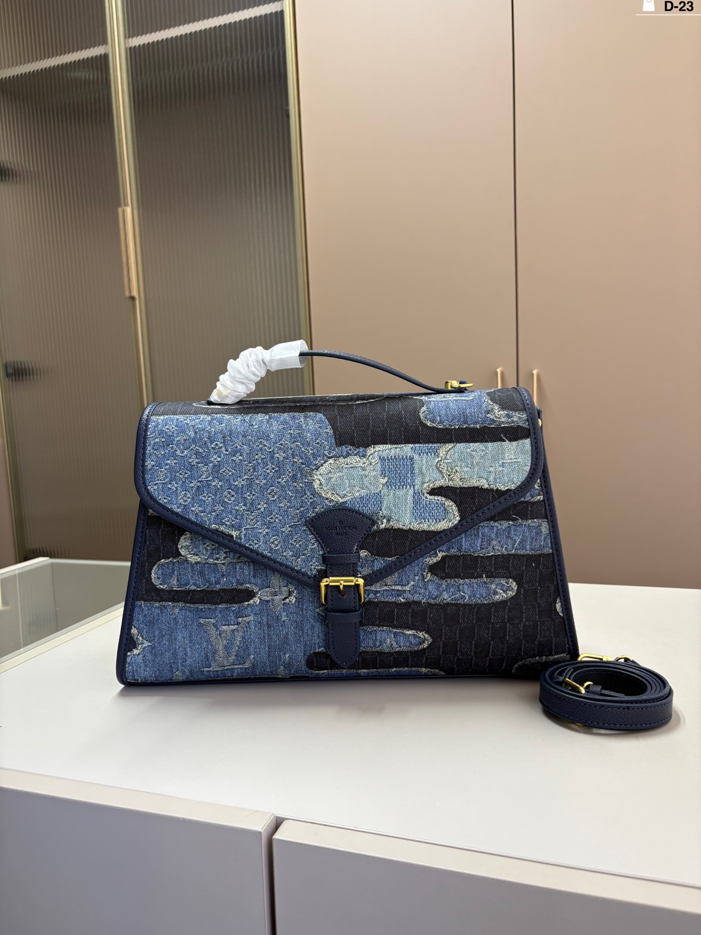 LV BAG