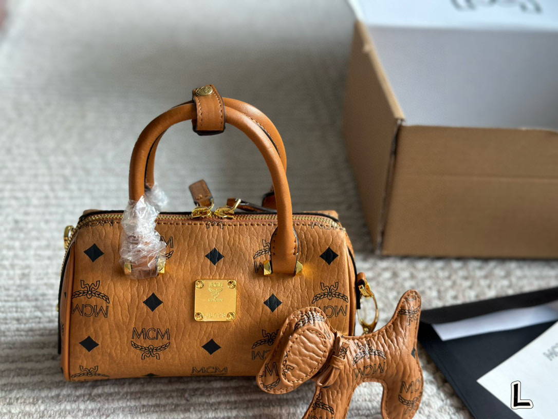 MCM BAG