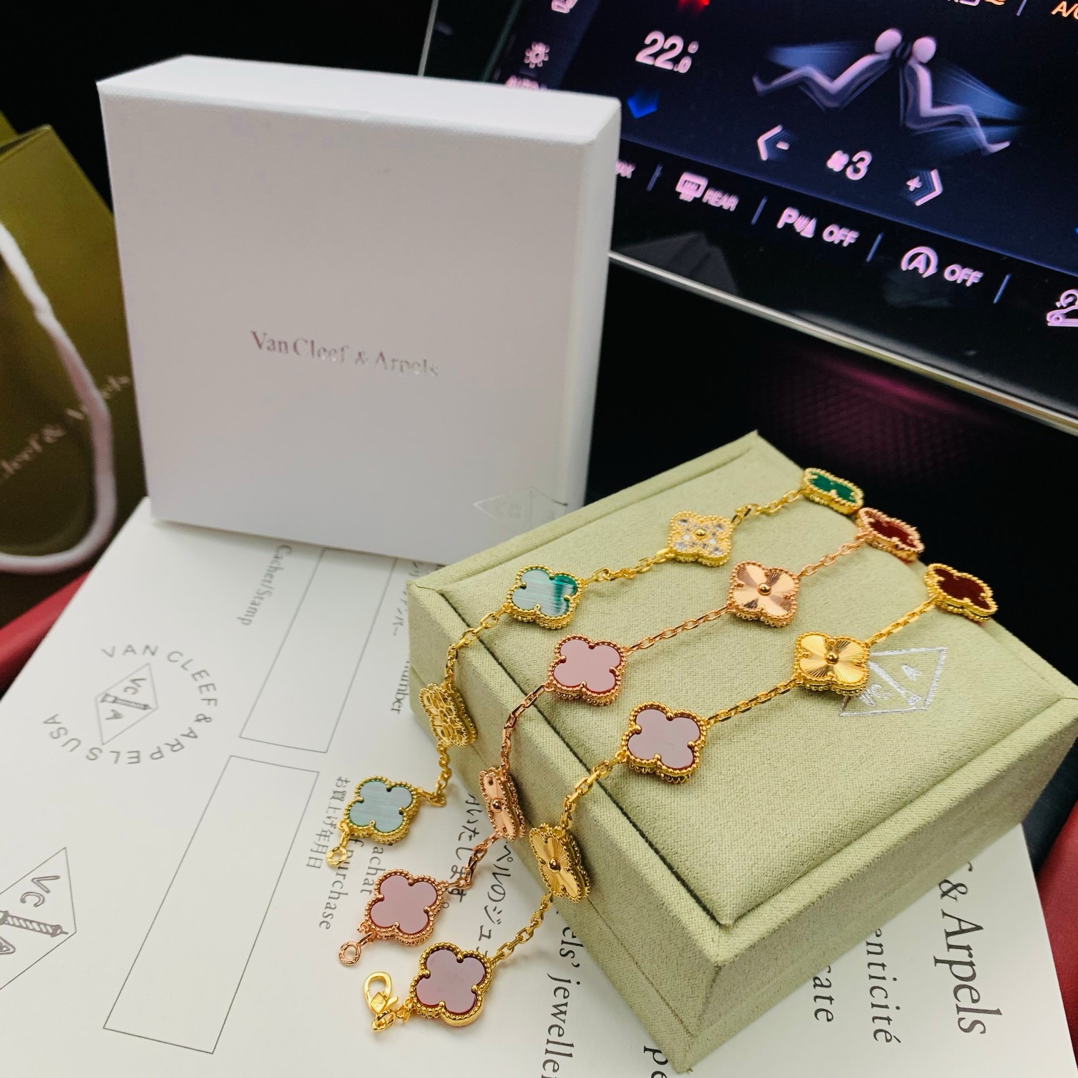 Van Cleef JEWELRY