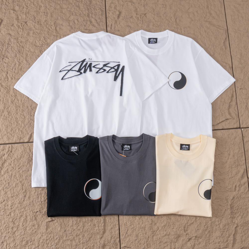STUSSY T-SHIRT