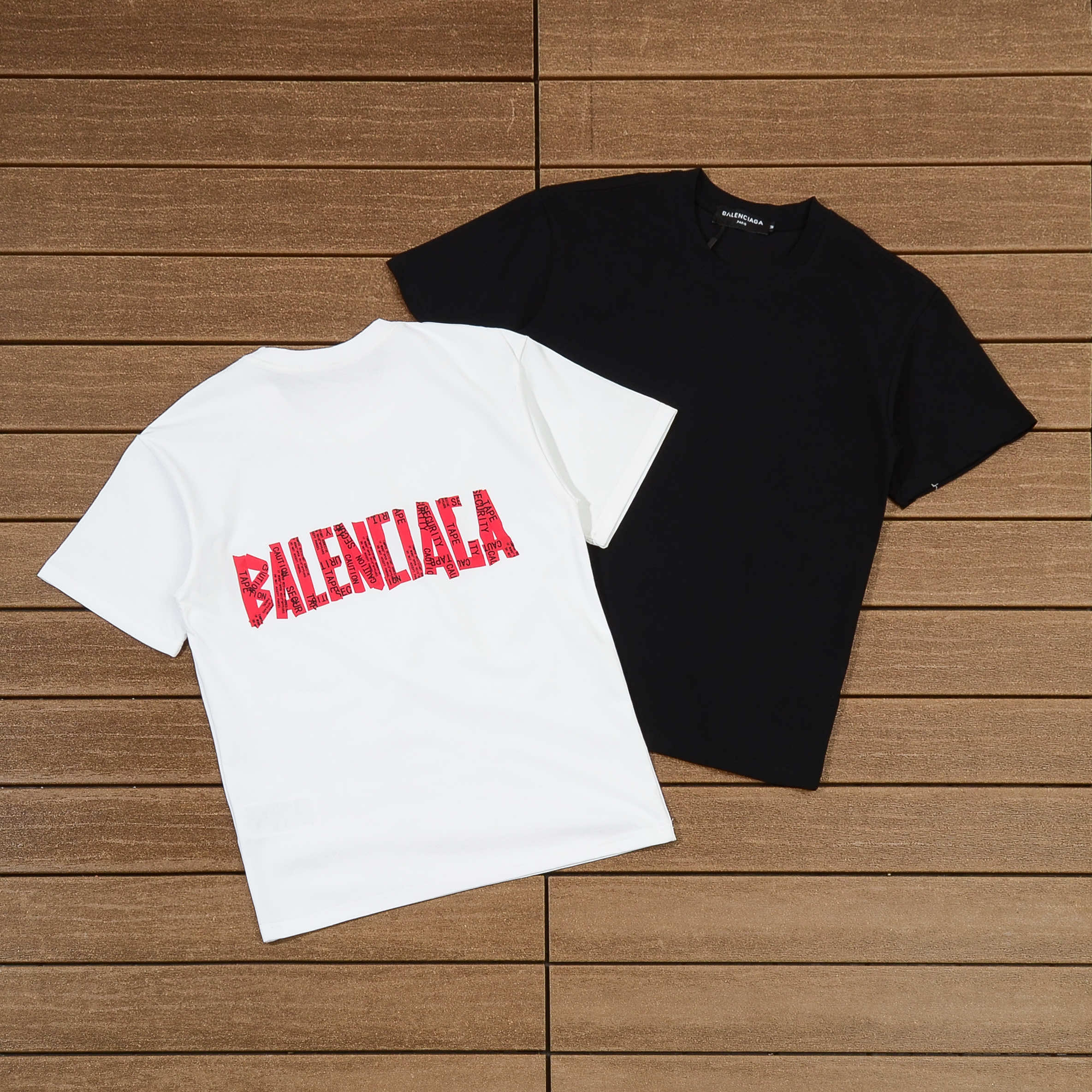 BALENCIAGA T-SHIRT
