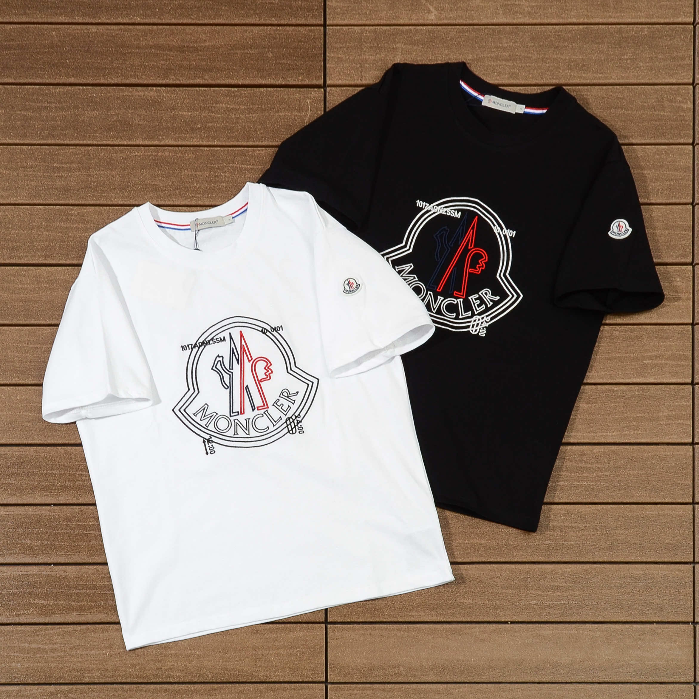 MONCLER T-SHIRT