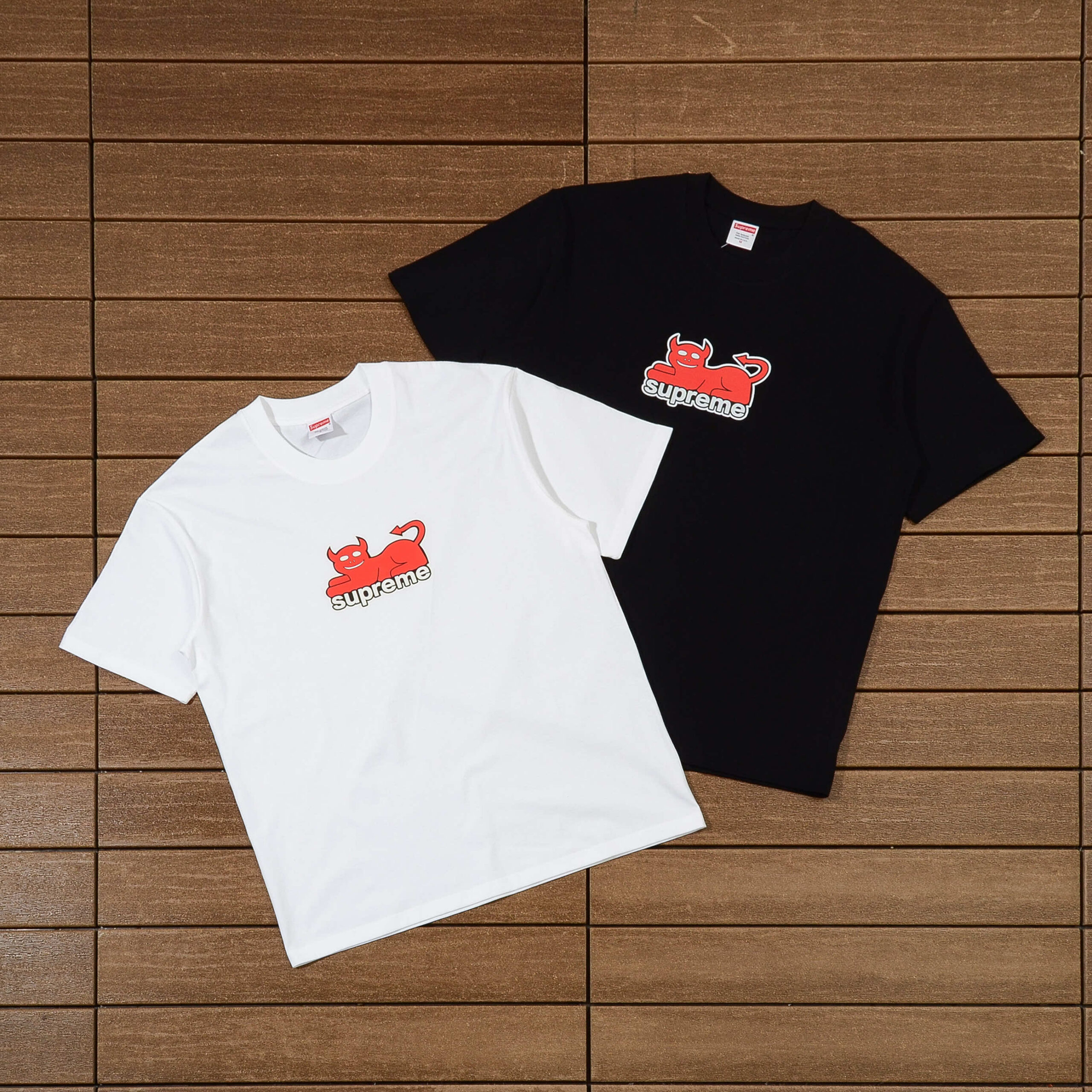 SUPREME T-SHIRT