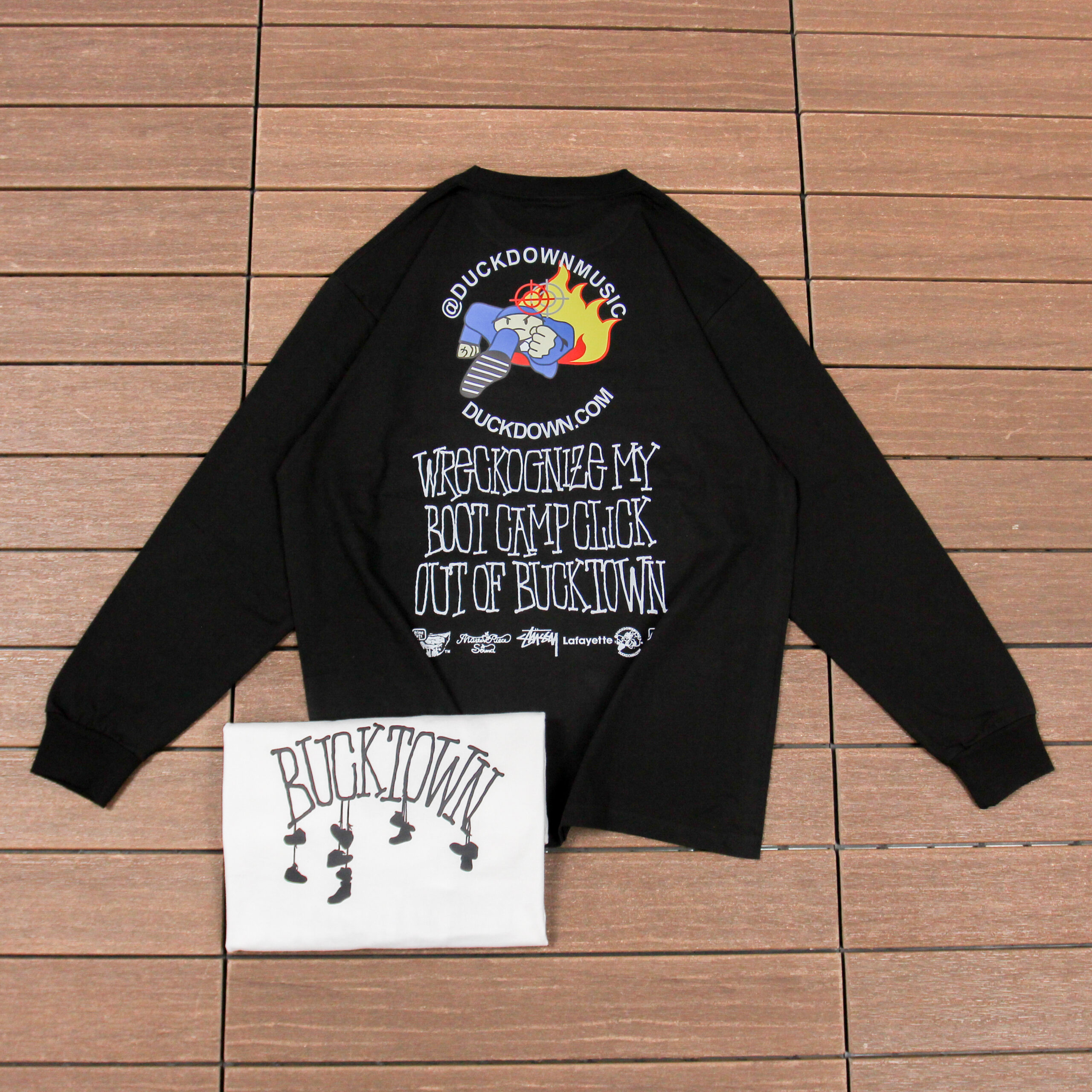 STUSSY T-SHIRT