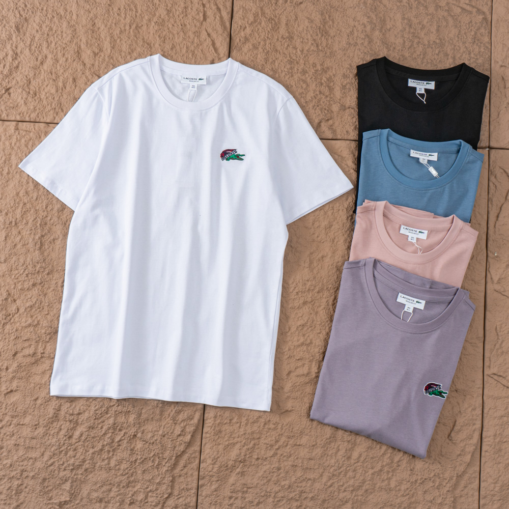 STUSSY T-SHIRT