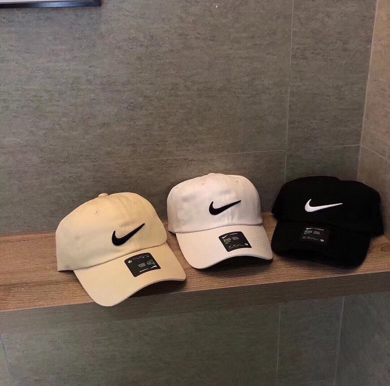 NIKE CAP
