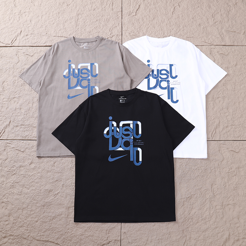 NIKE T-SHIRT