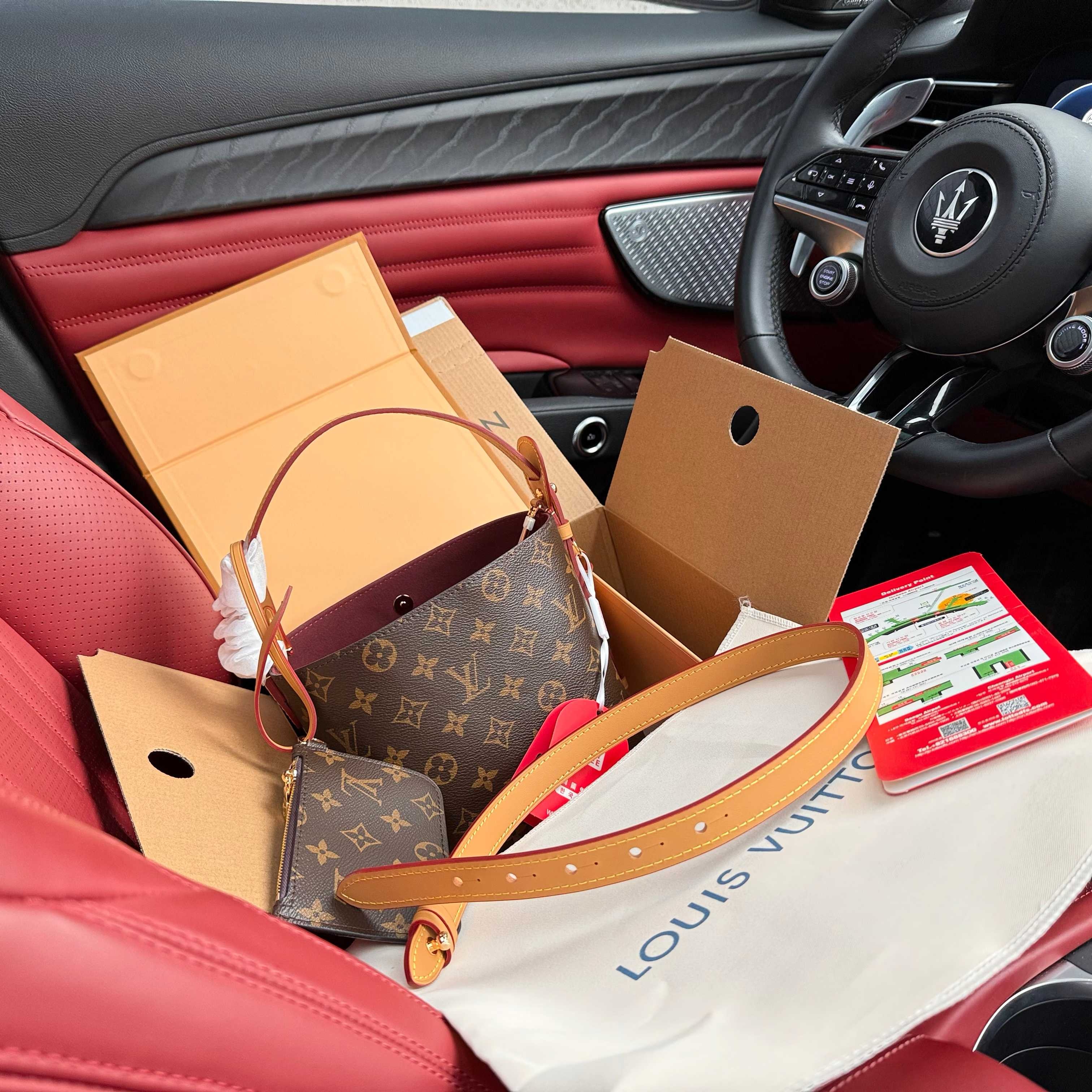 LV BAG