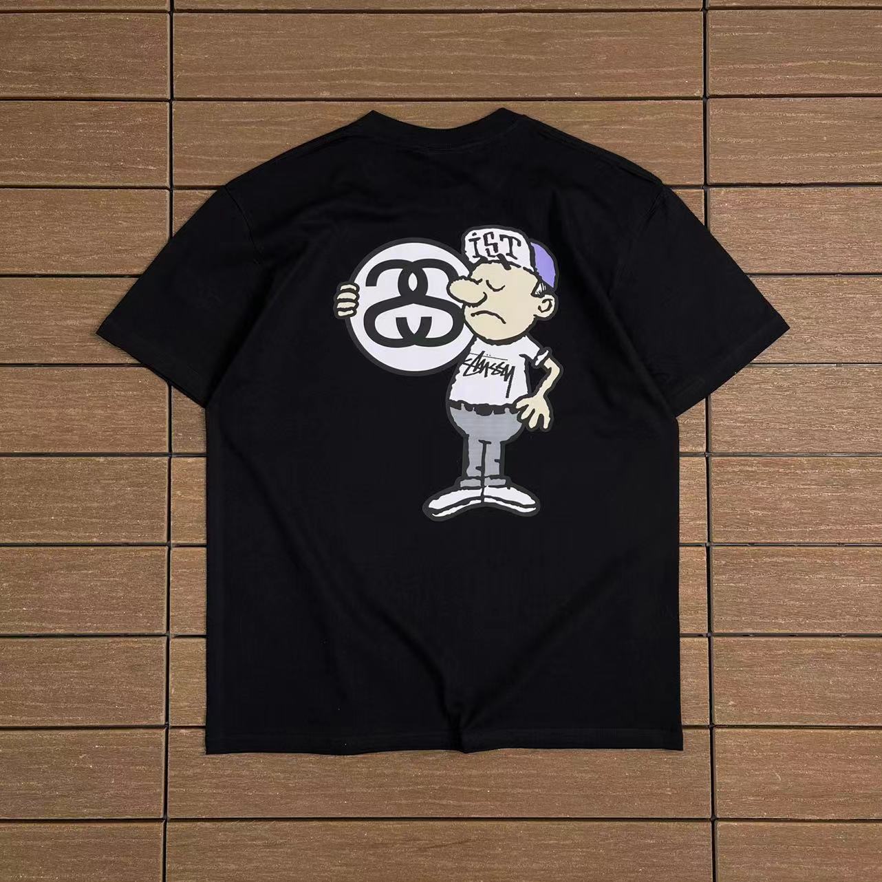 STUSSY T-SHIRT