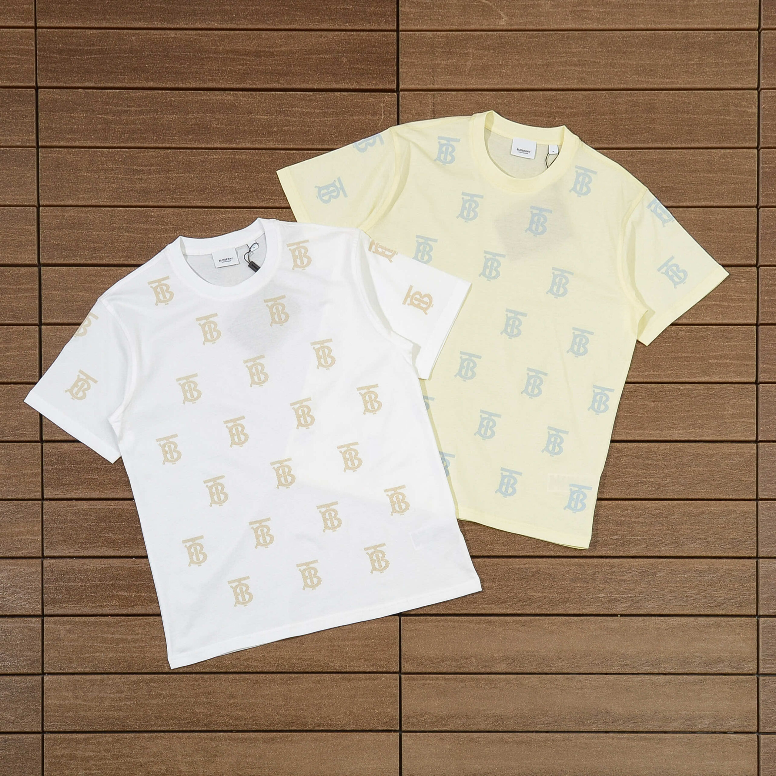 BURBERRY T-SHIRT