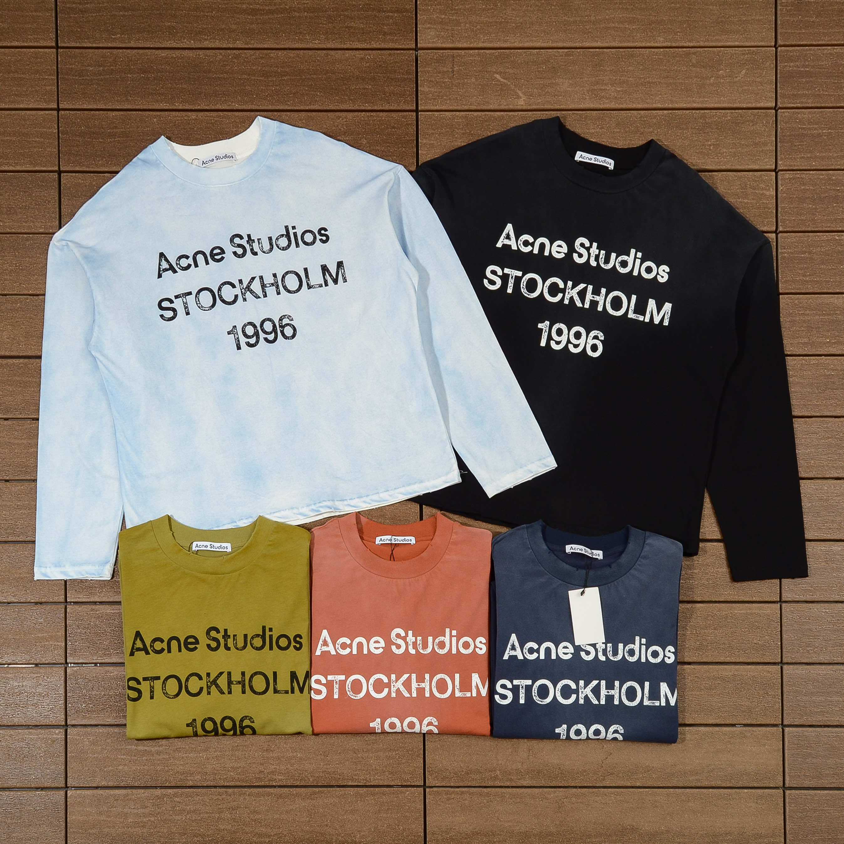 ACNE T-SHIRT