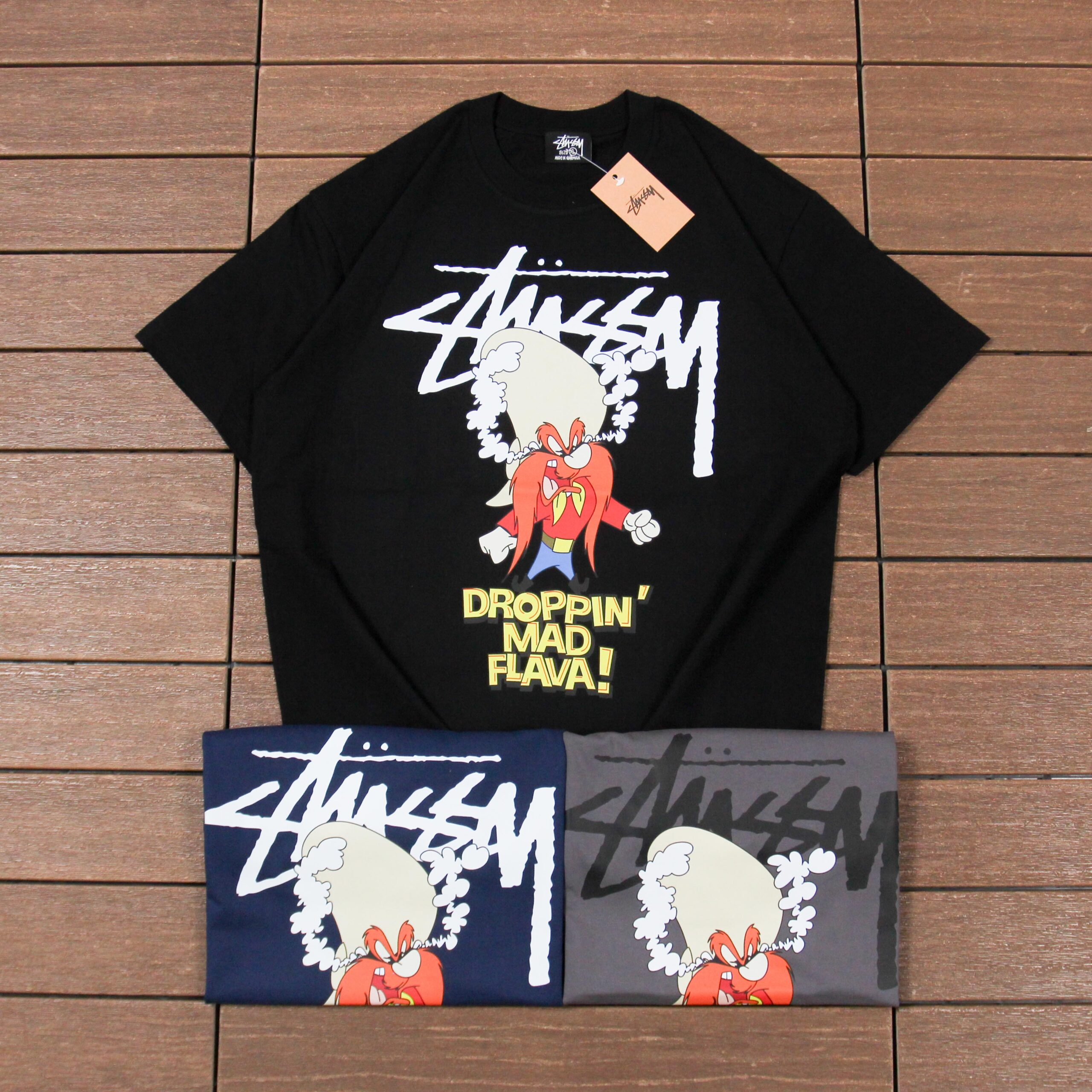 STUSSY T-SHIRT