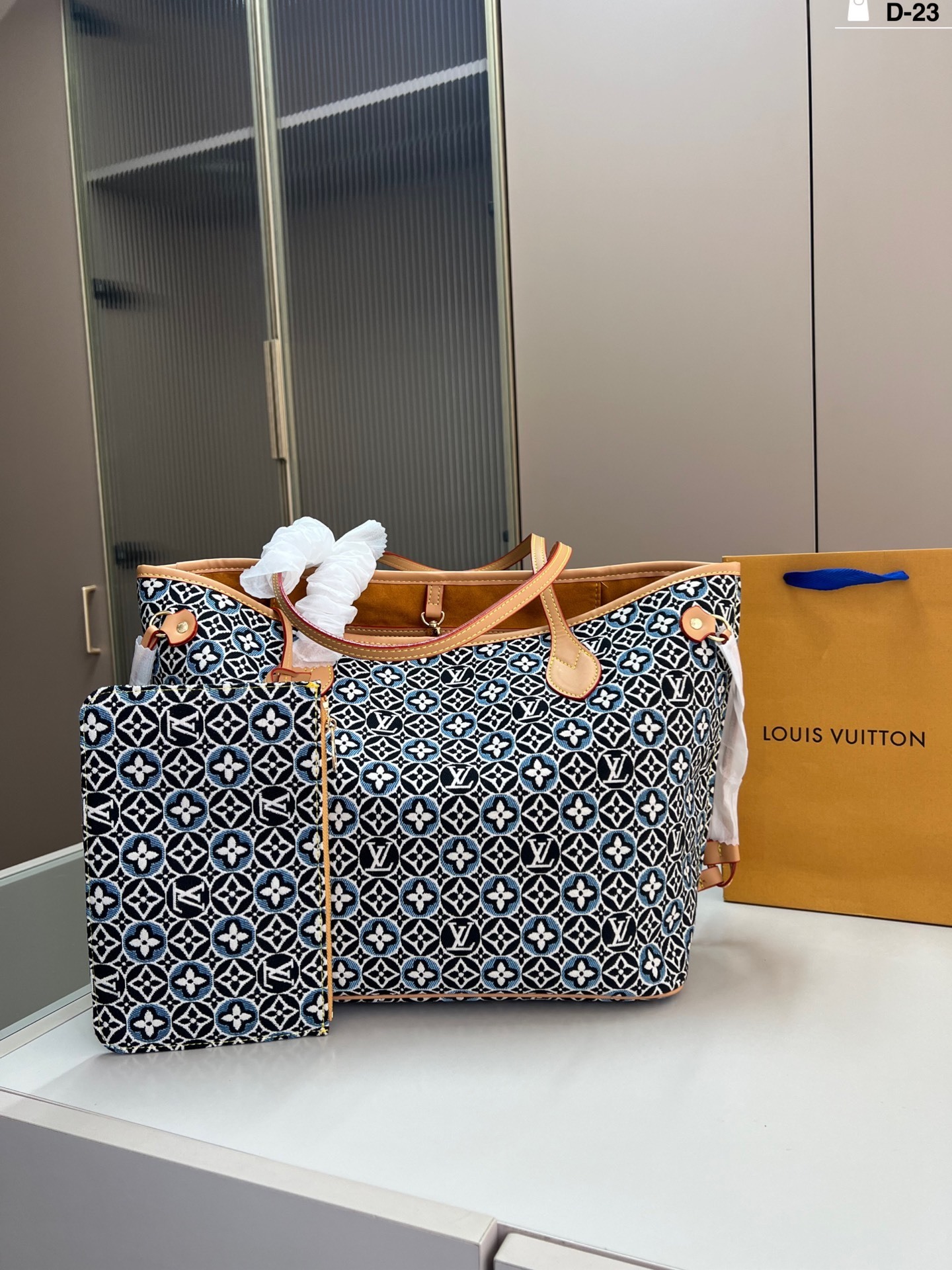 LV BAG