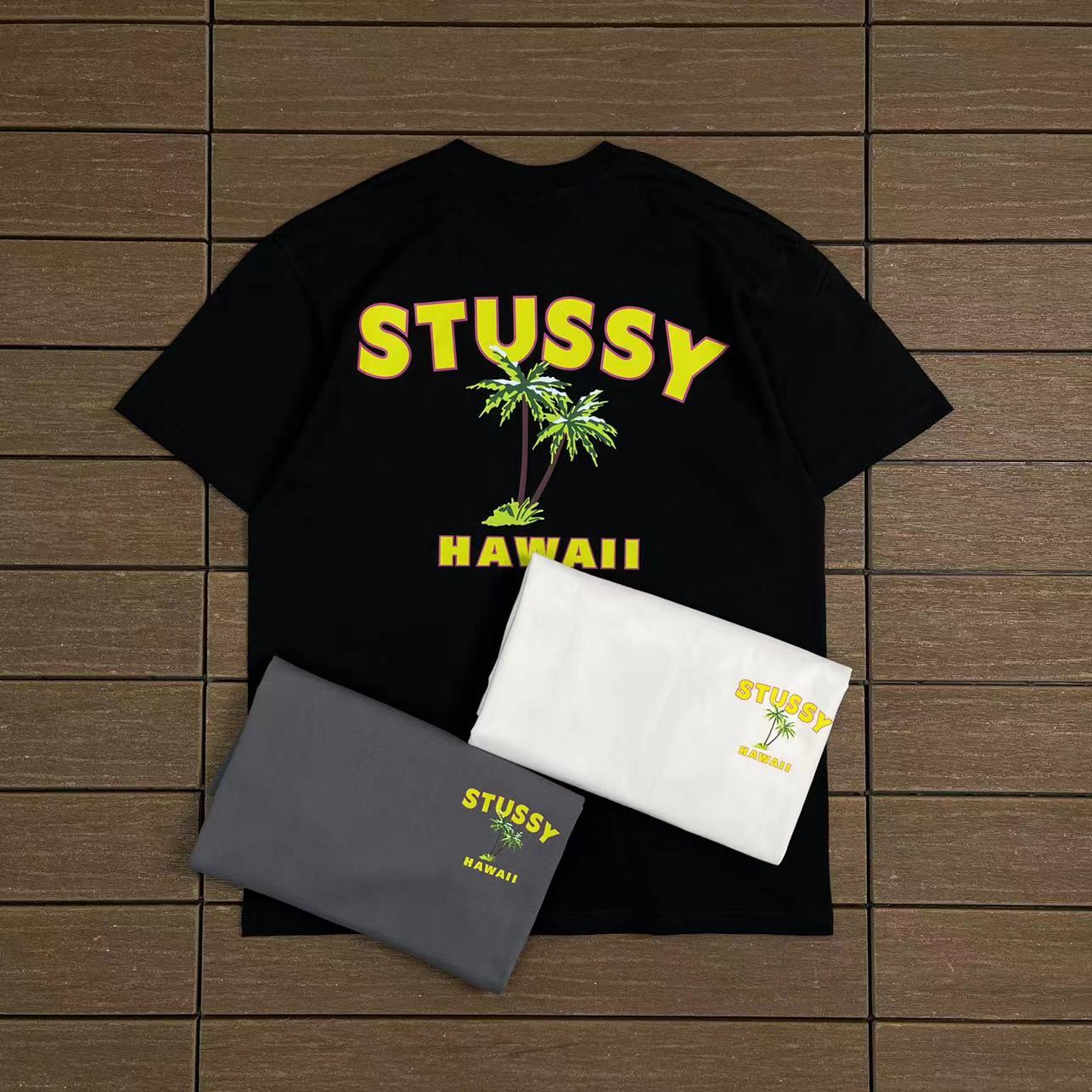 STUSSY T-SHIRT