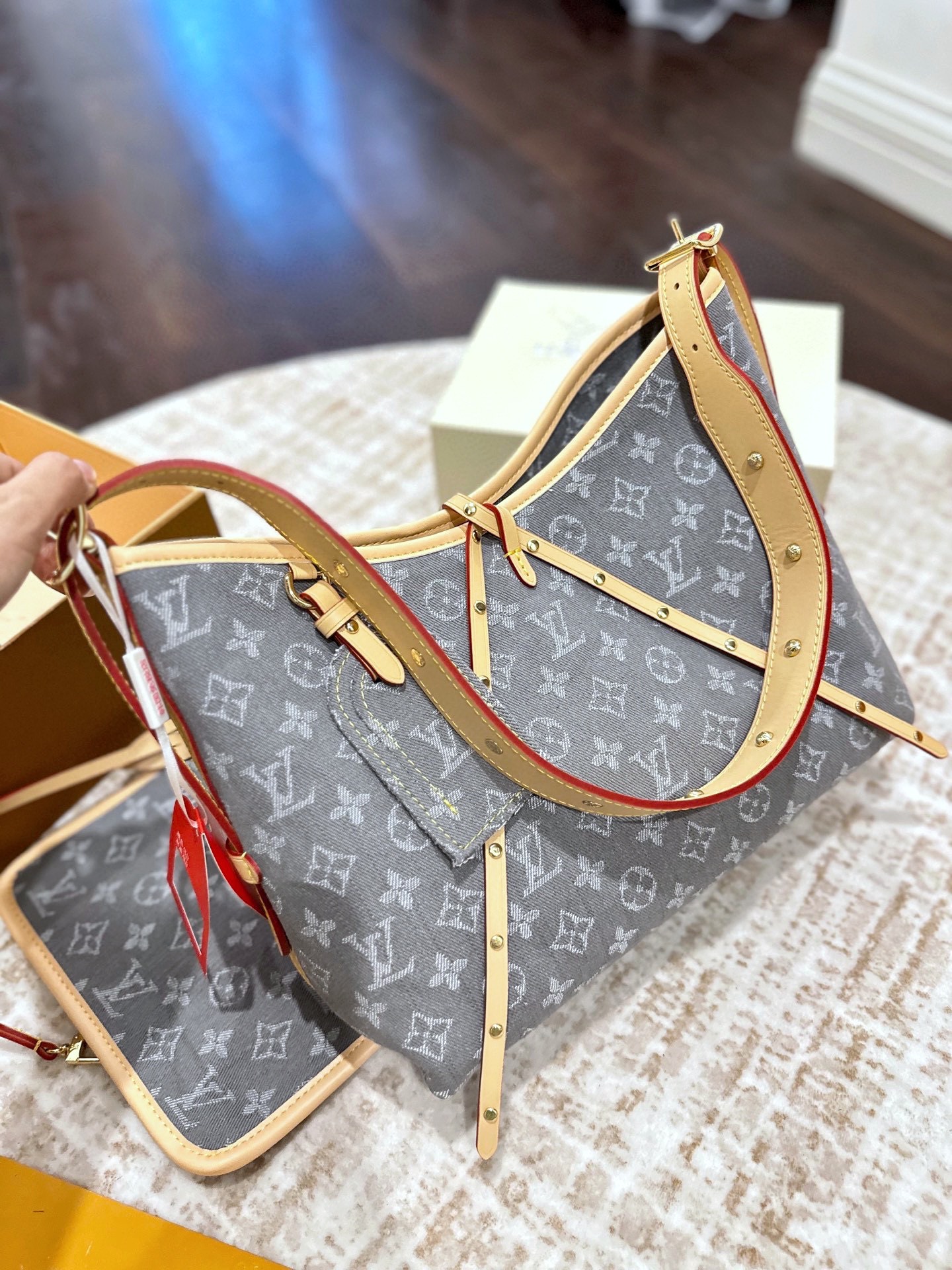 LV BAG