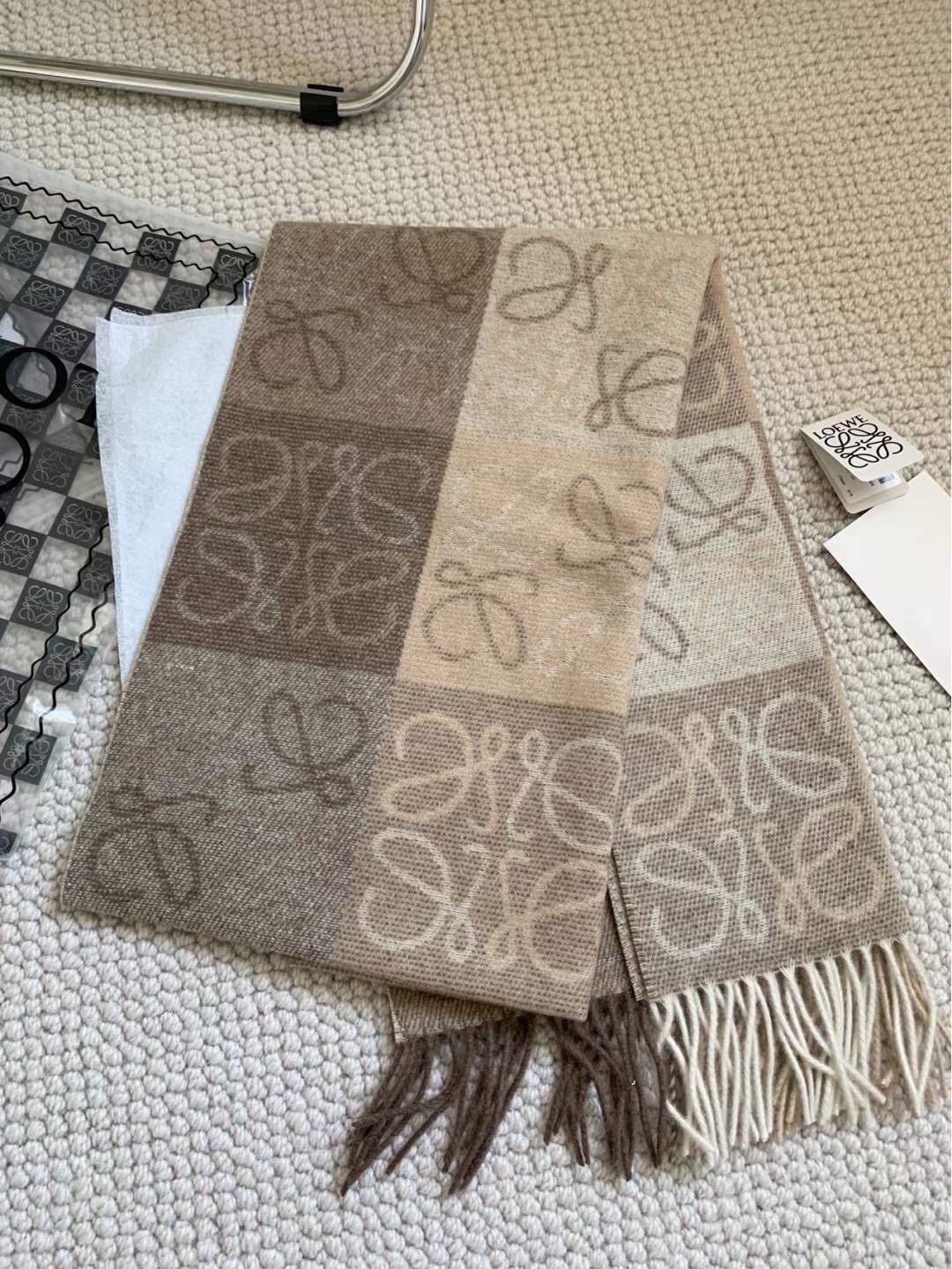 LOEWE SCARF