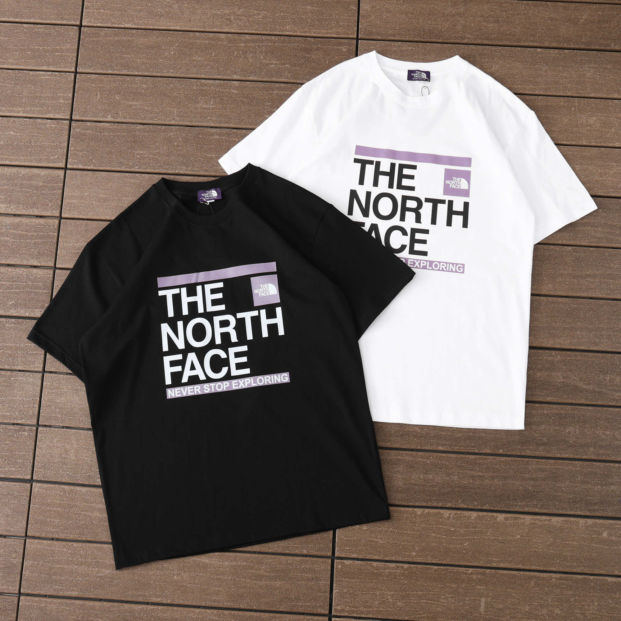 THE NORTH FACE T-shirt