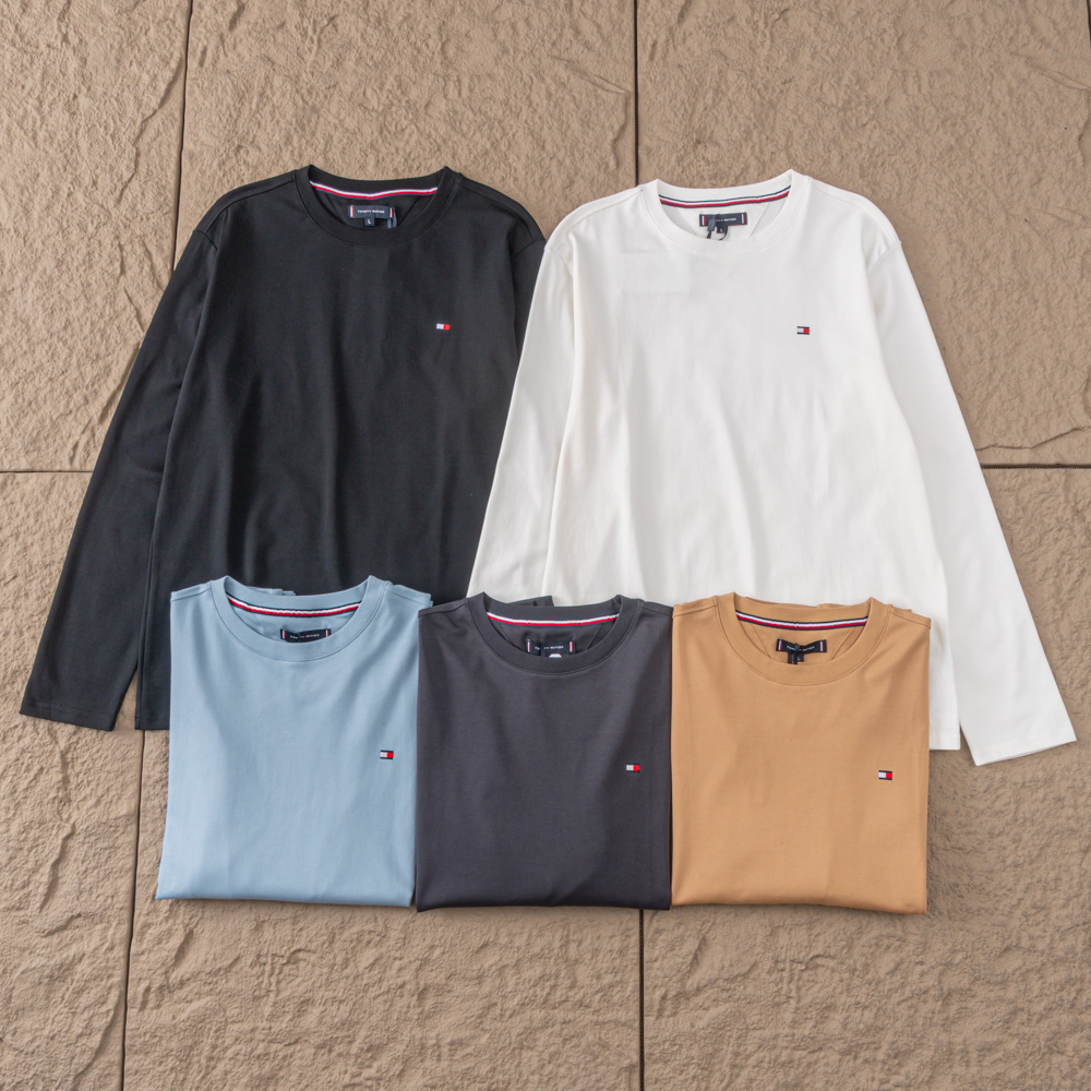 TOMMY HILFIGER T-SHIRT