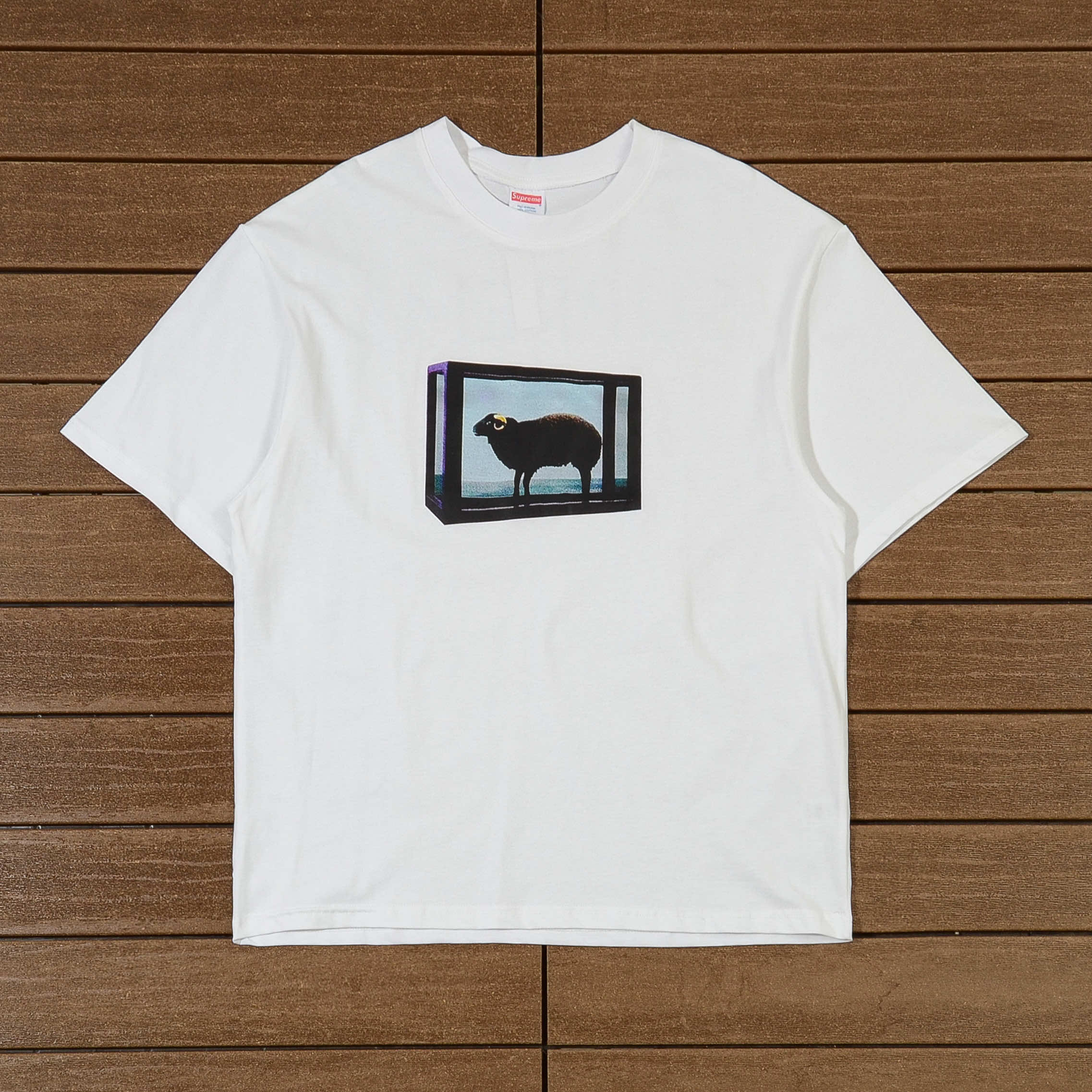 SUPREME T-SHIRT