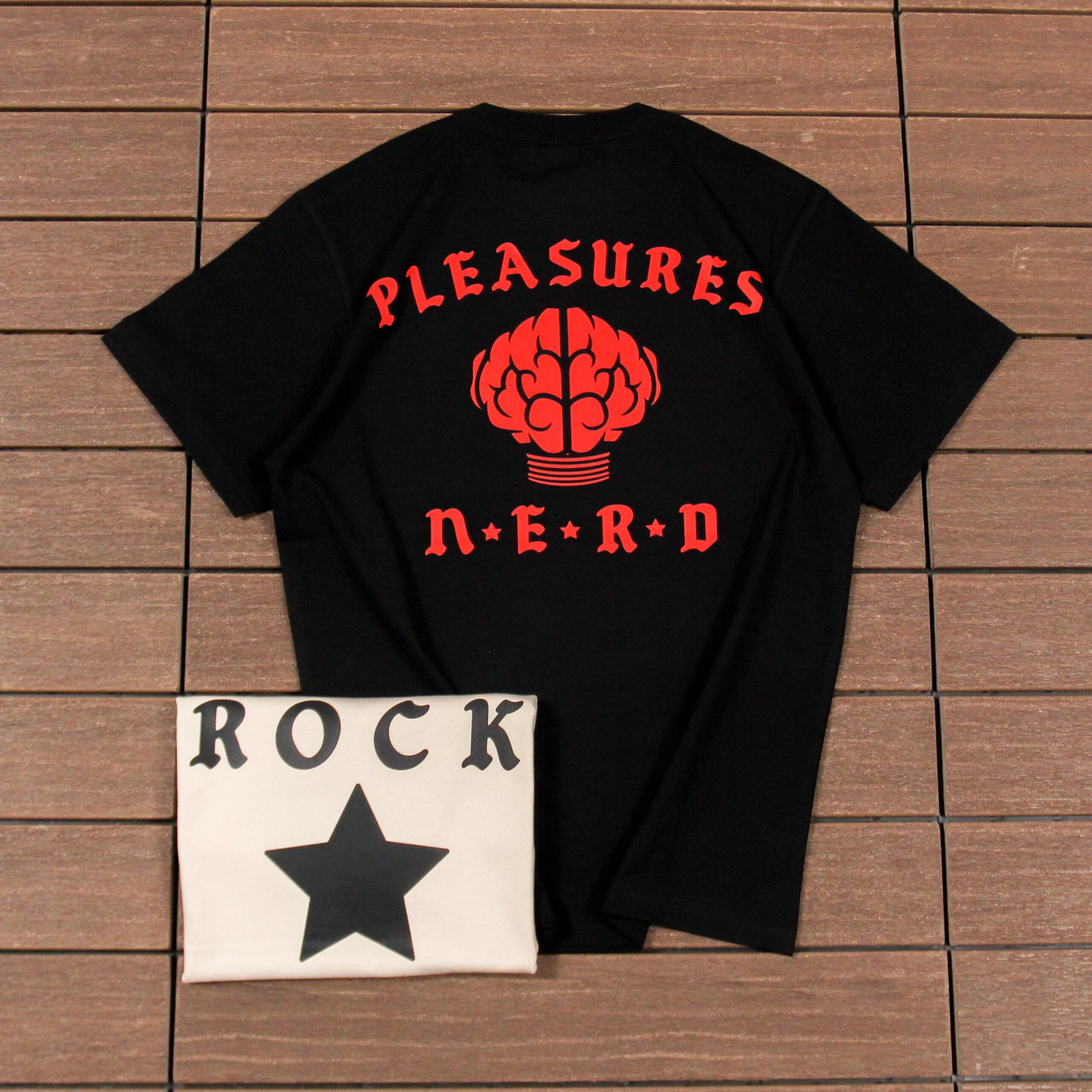 PLEASURES T-SHIRT
