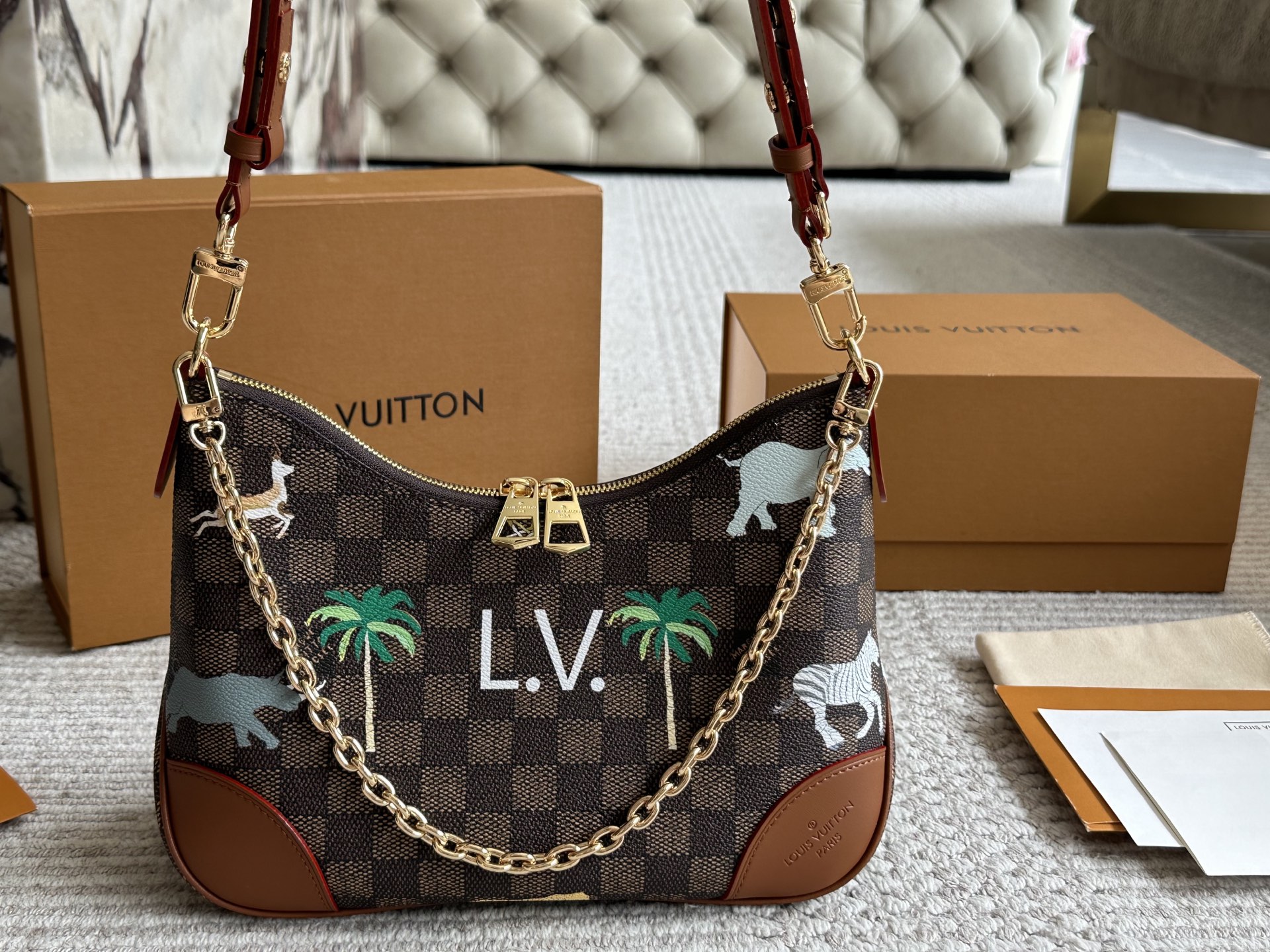 LV BAG