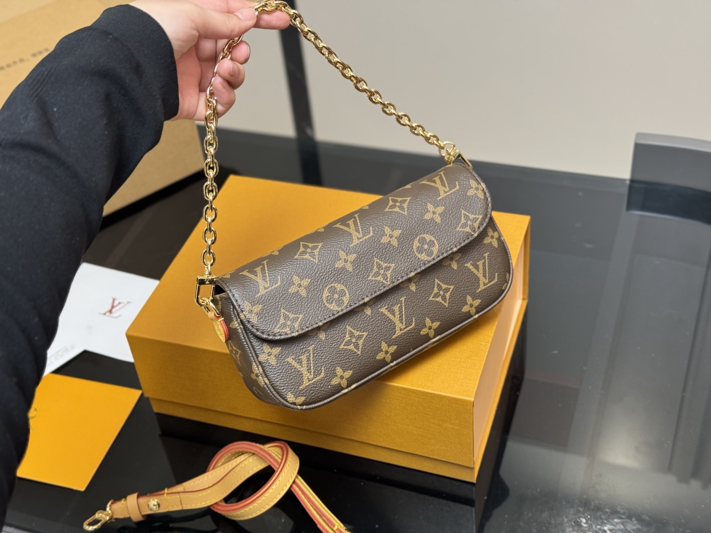 LV BAG
