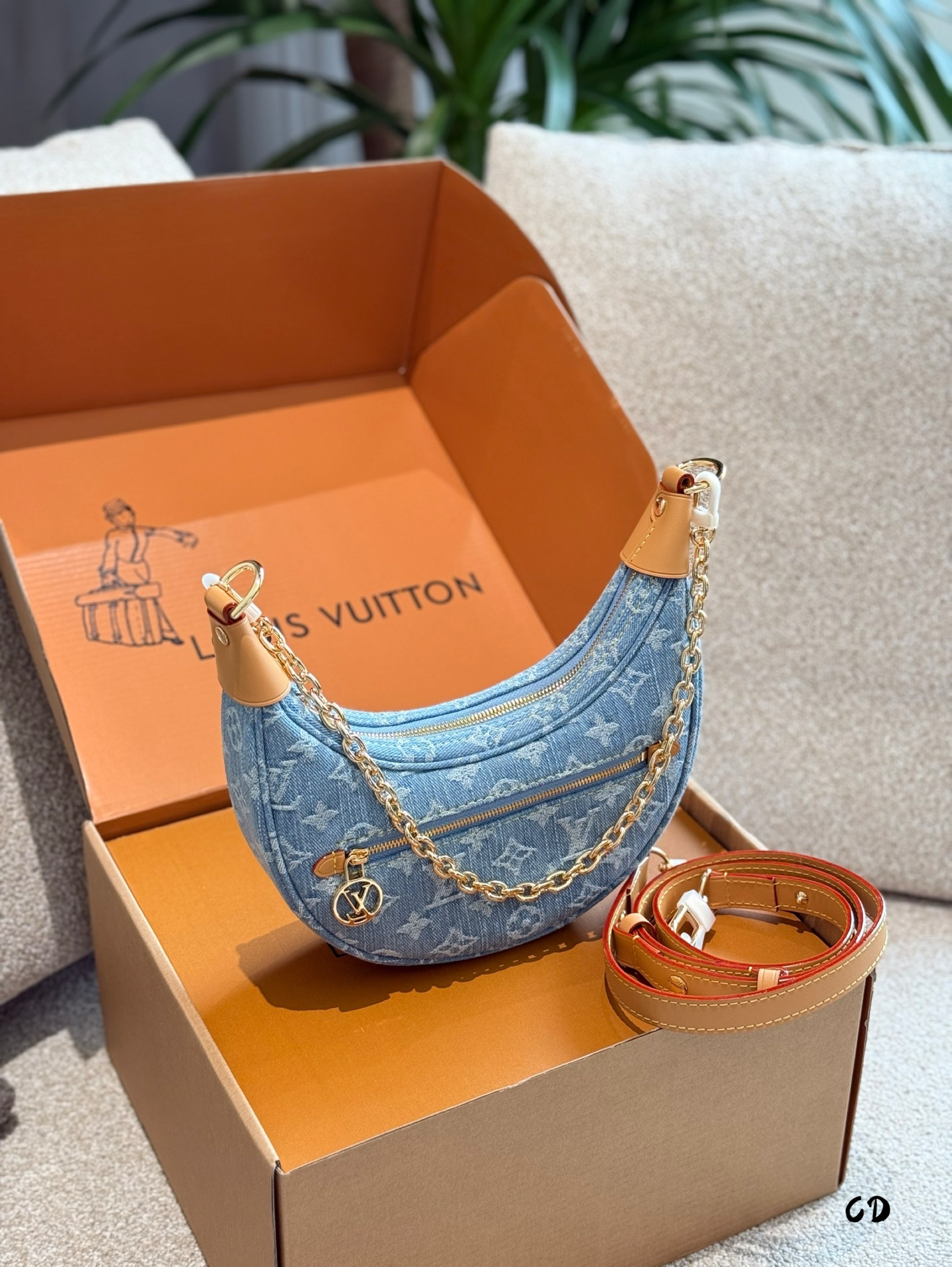 LV BAG