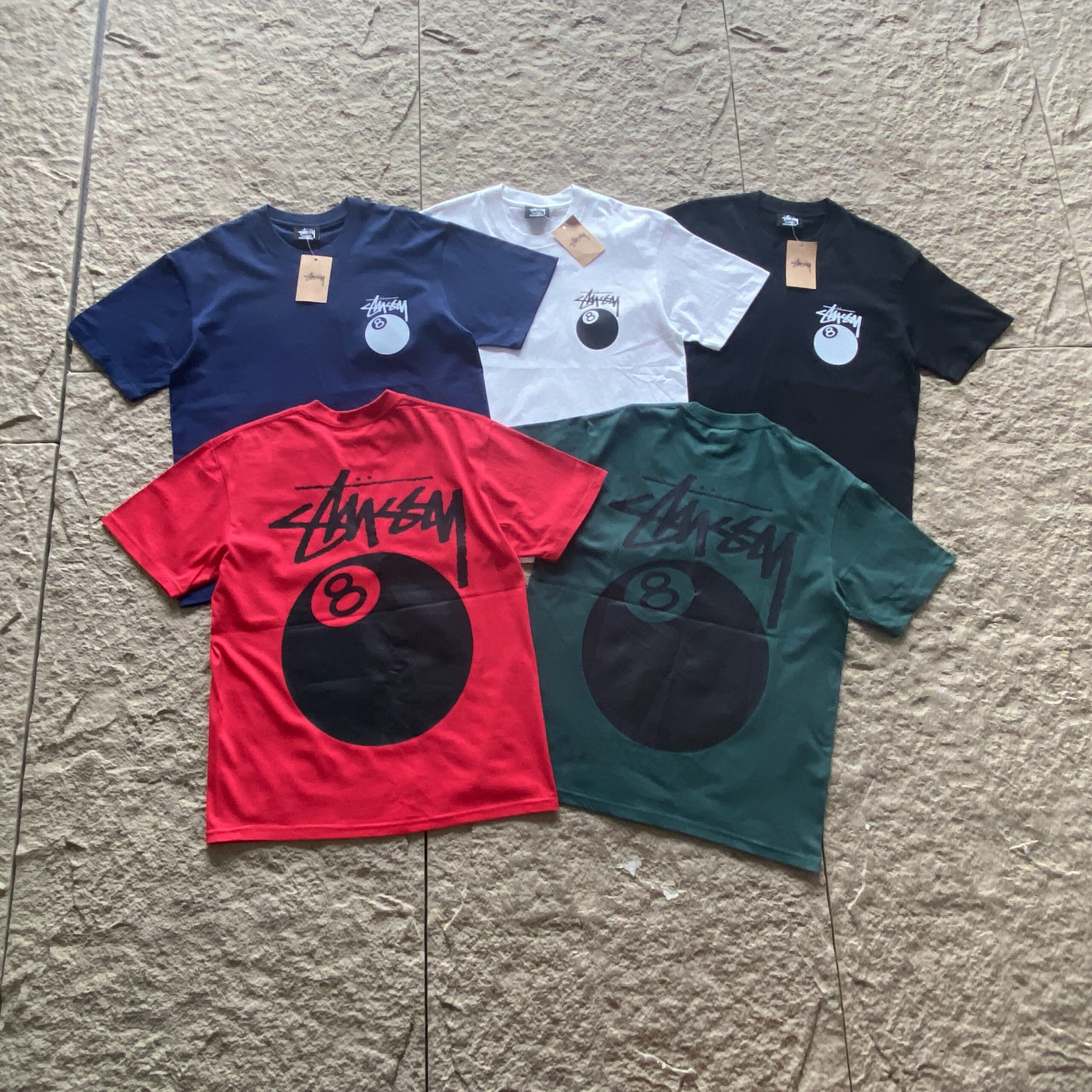 STUSSY T-SHIRT