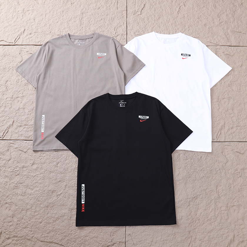 NIKE T-SHIRT