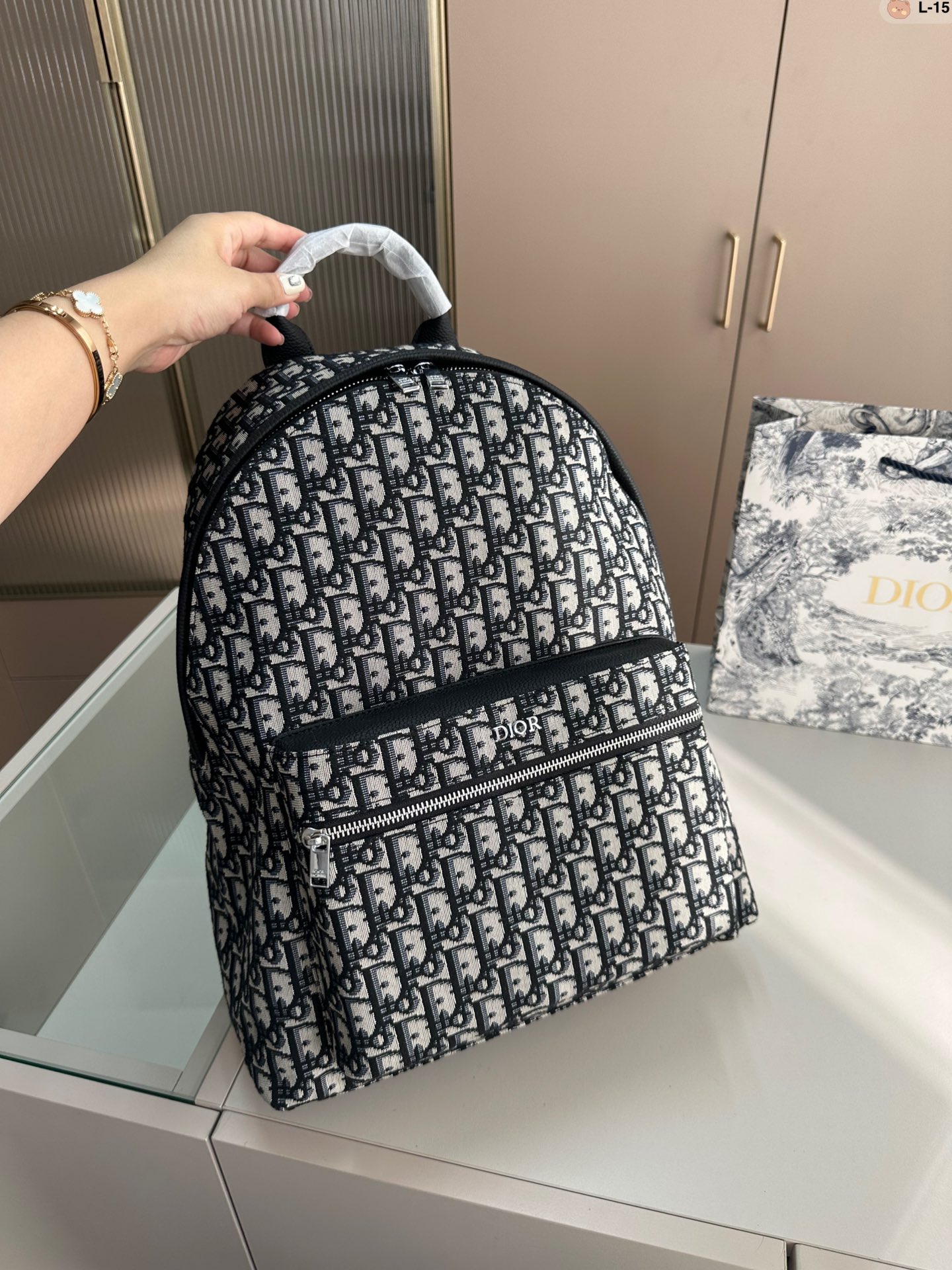 DIOR BAG