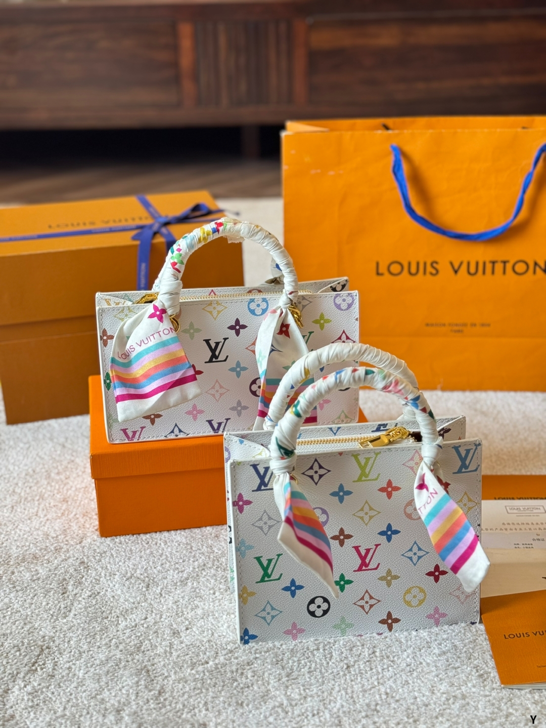 LV BAG