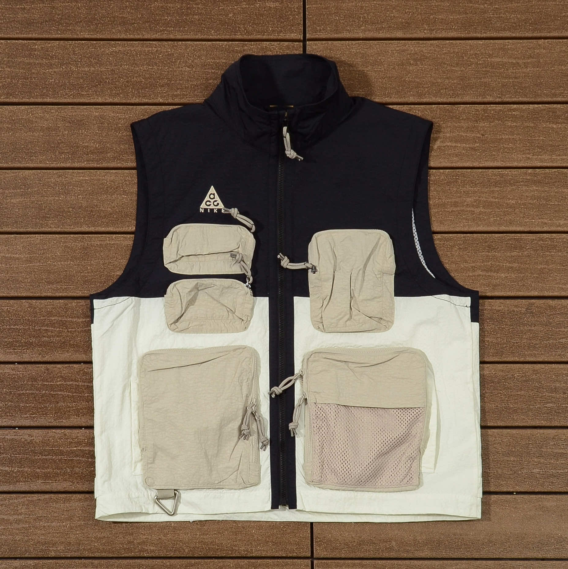 NIKE & ACG VEST