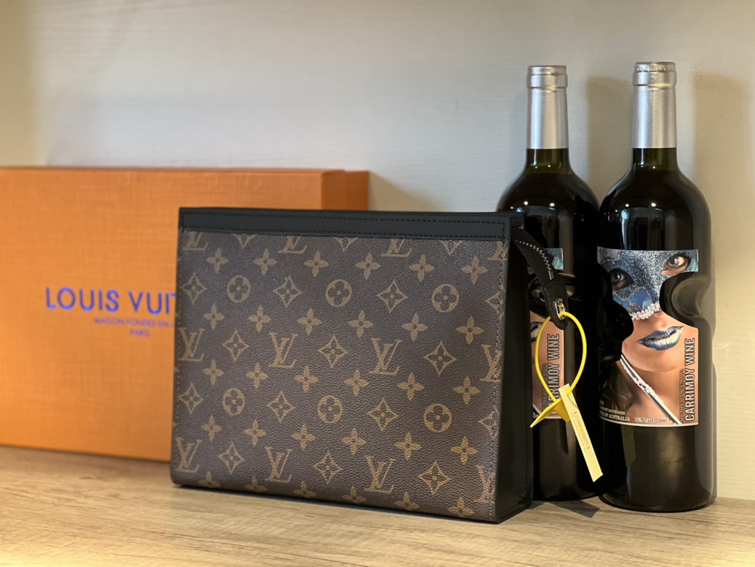 LV BAG