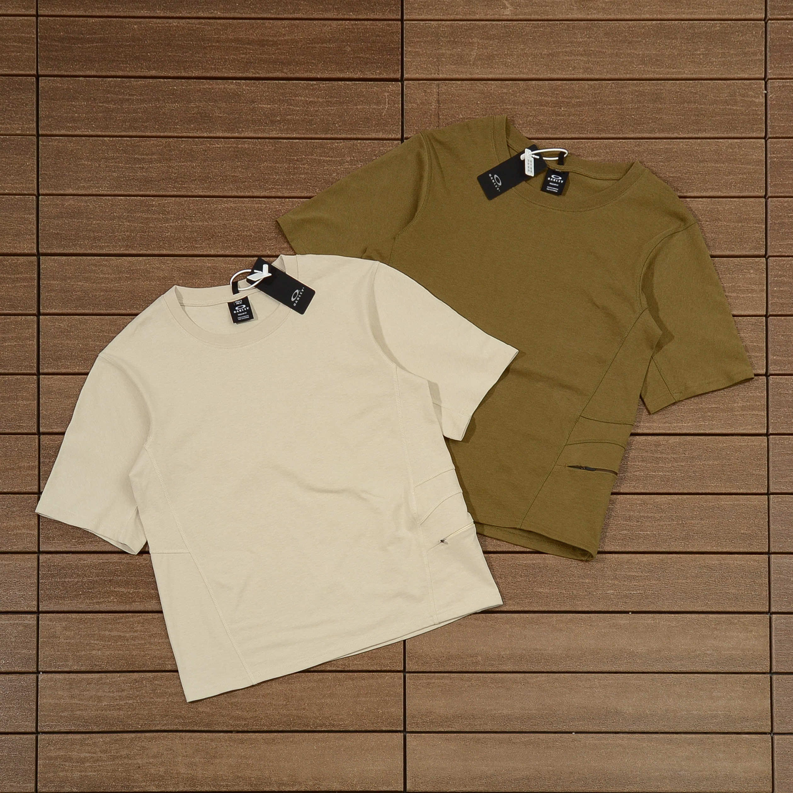 OAKLEY T-SHIRT