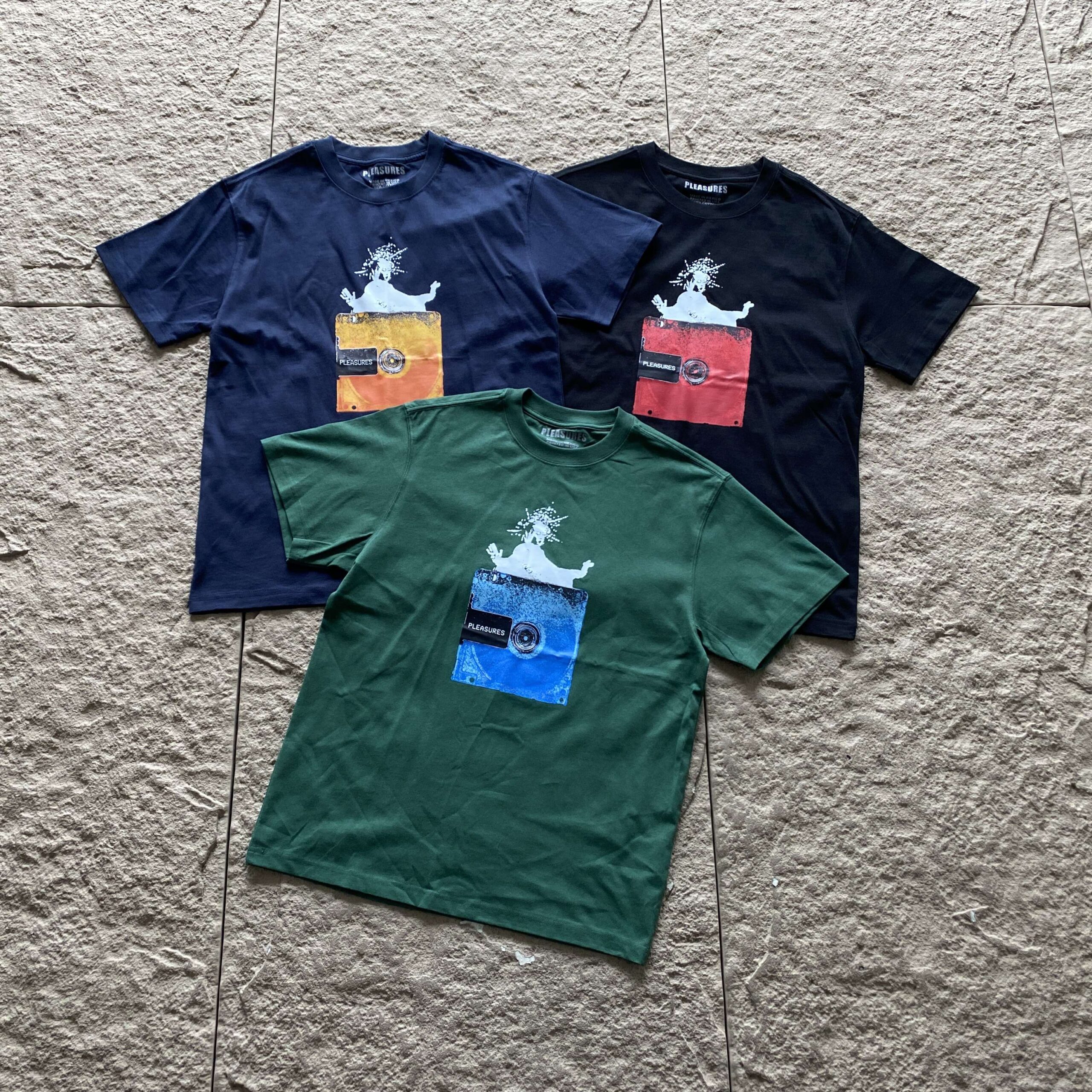 PLEASURES T-SHIRT