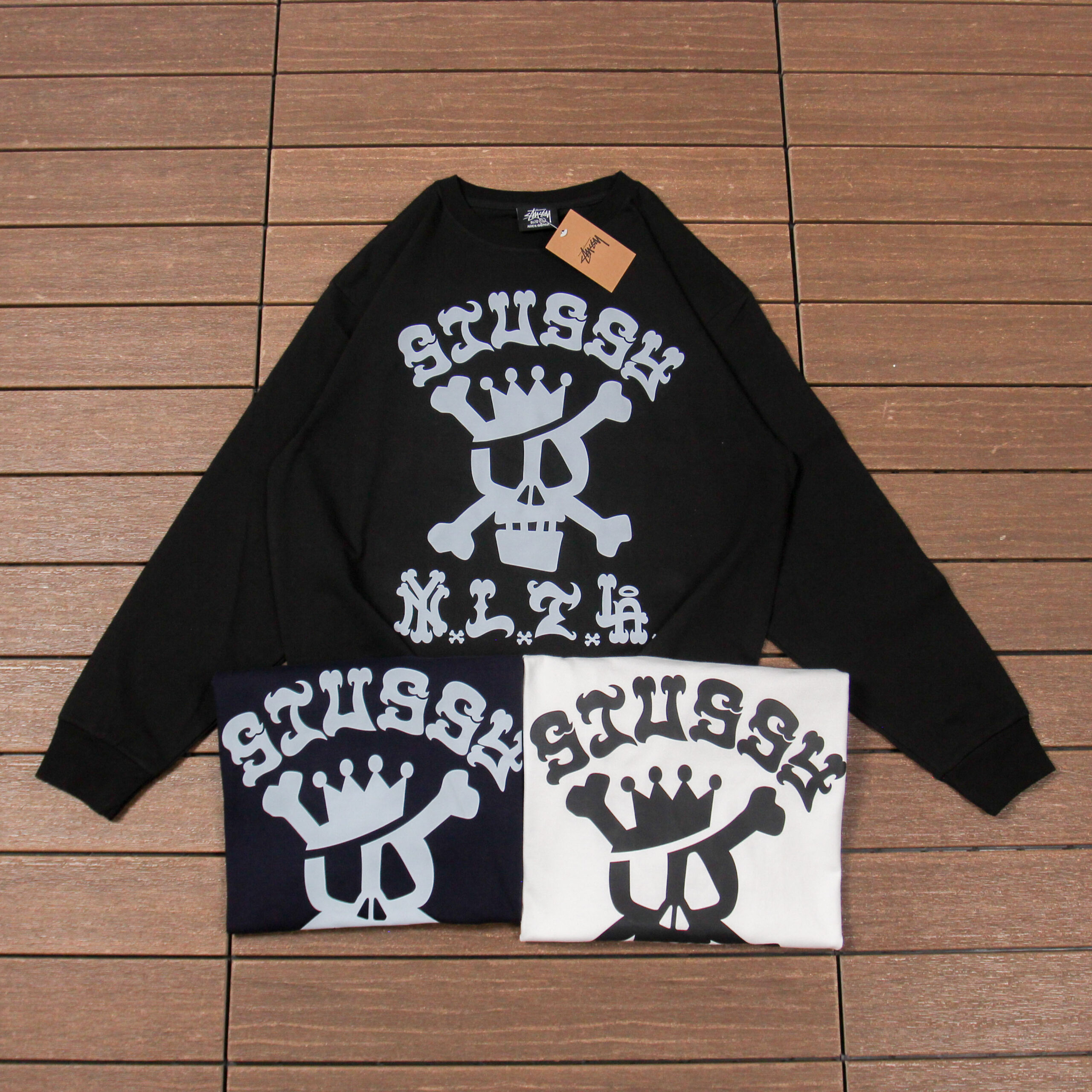 STUSSY T-SHIRT