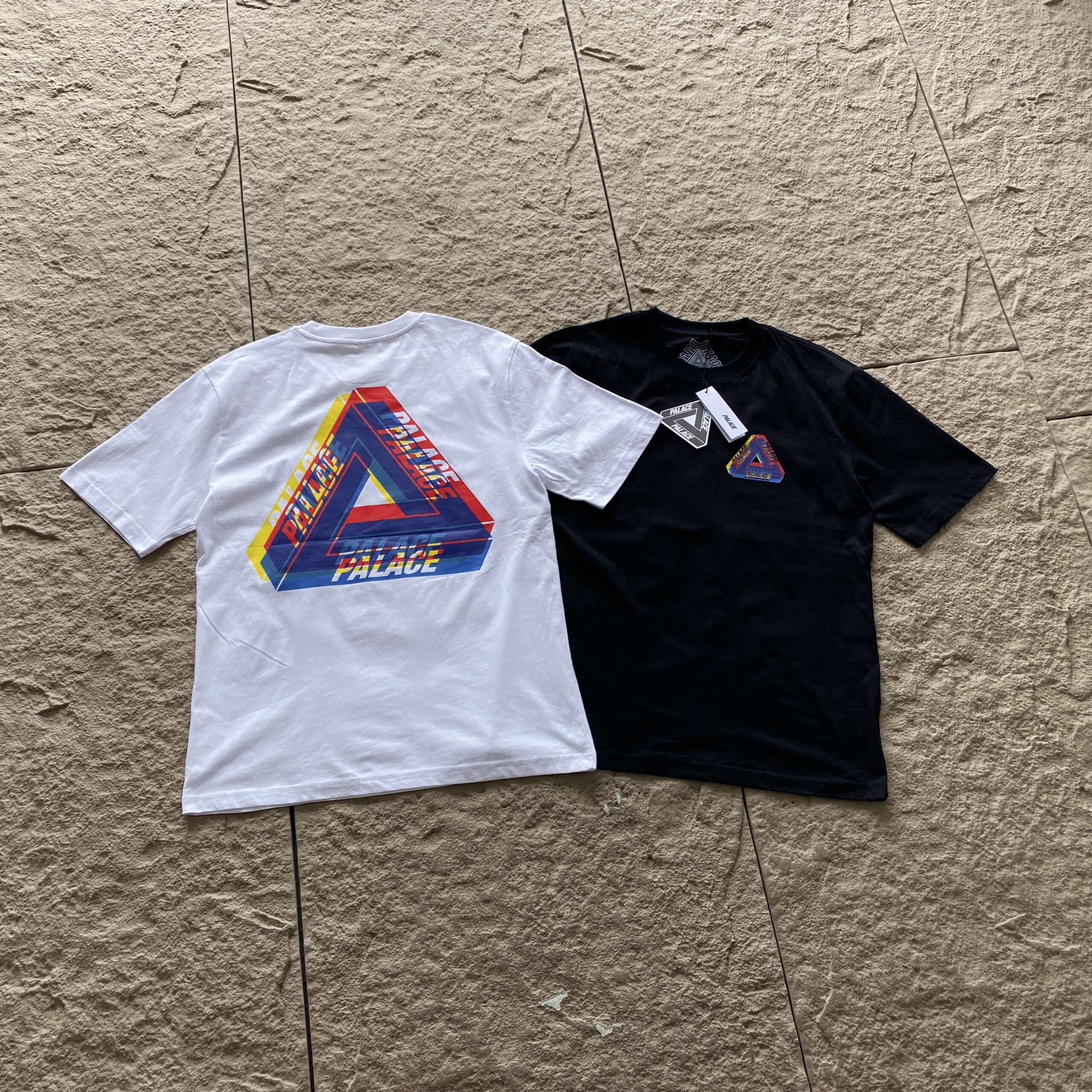 PALACE T-SHIRT