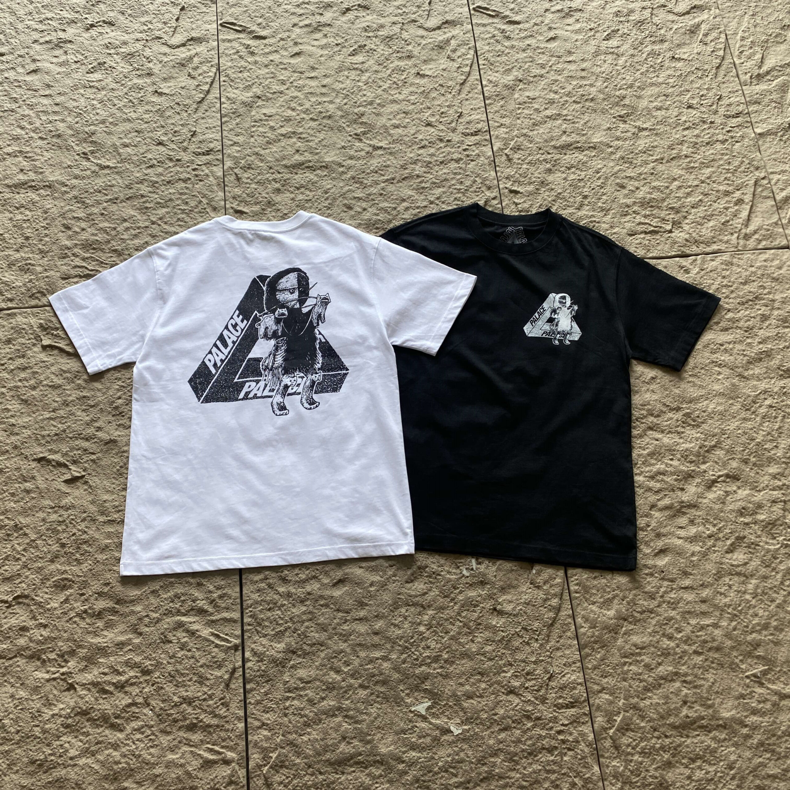 PALACE T-SHIRT