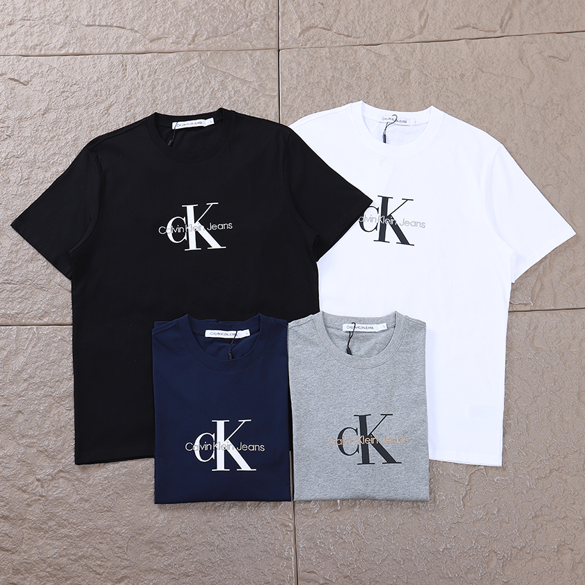 CALVIN KLEIN T-SHIRT