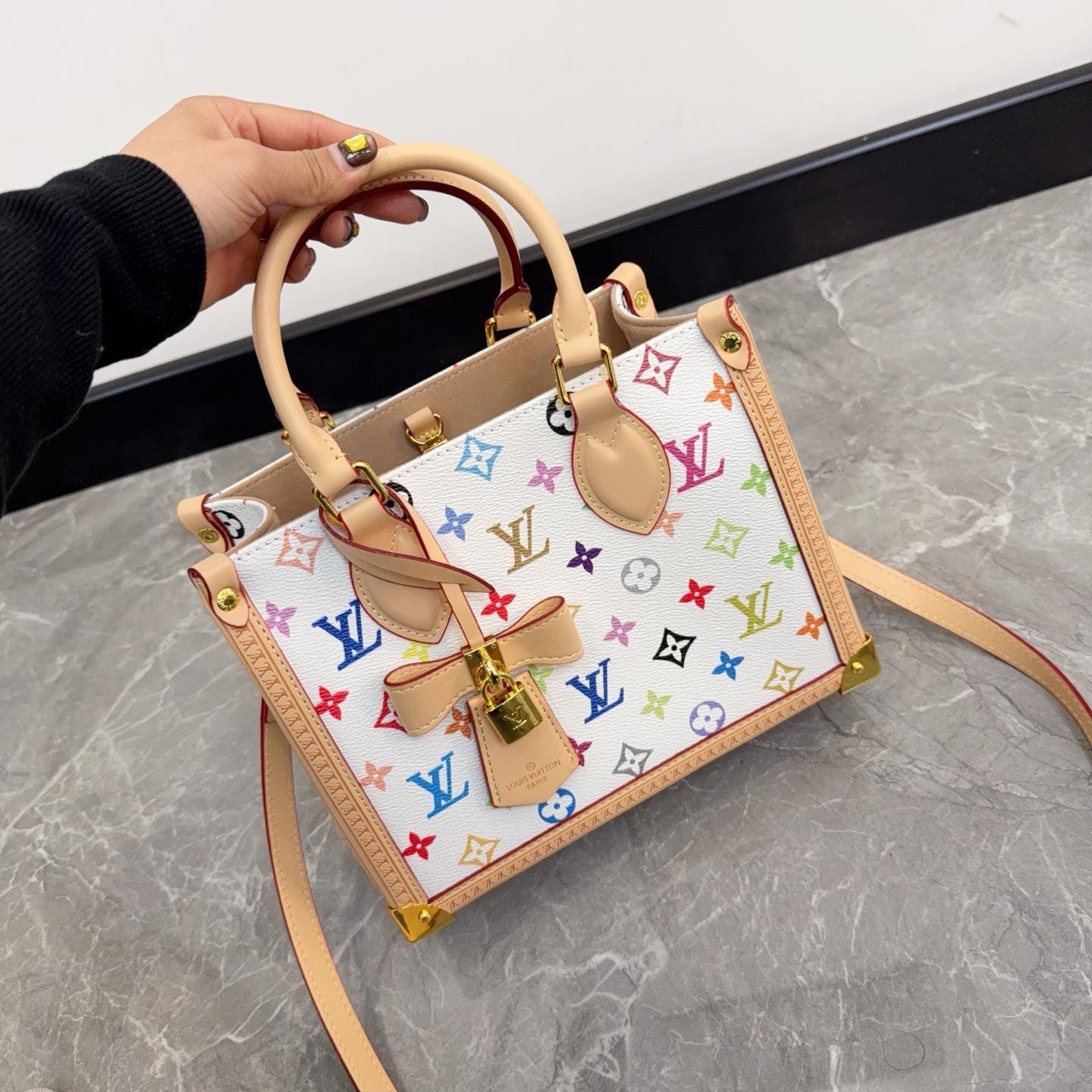 LV BAG