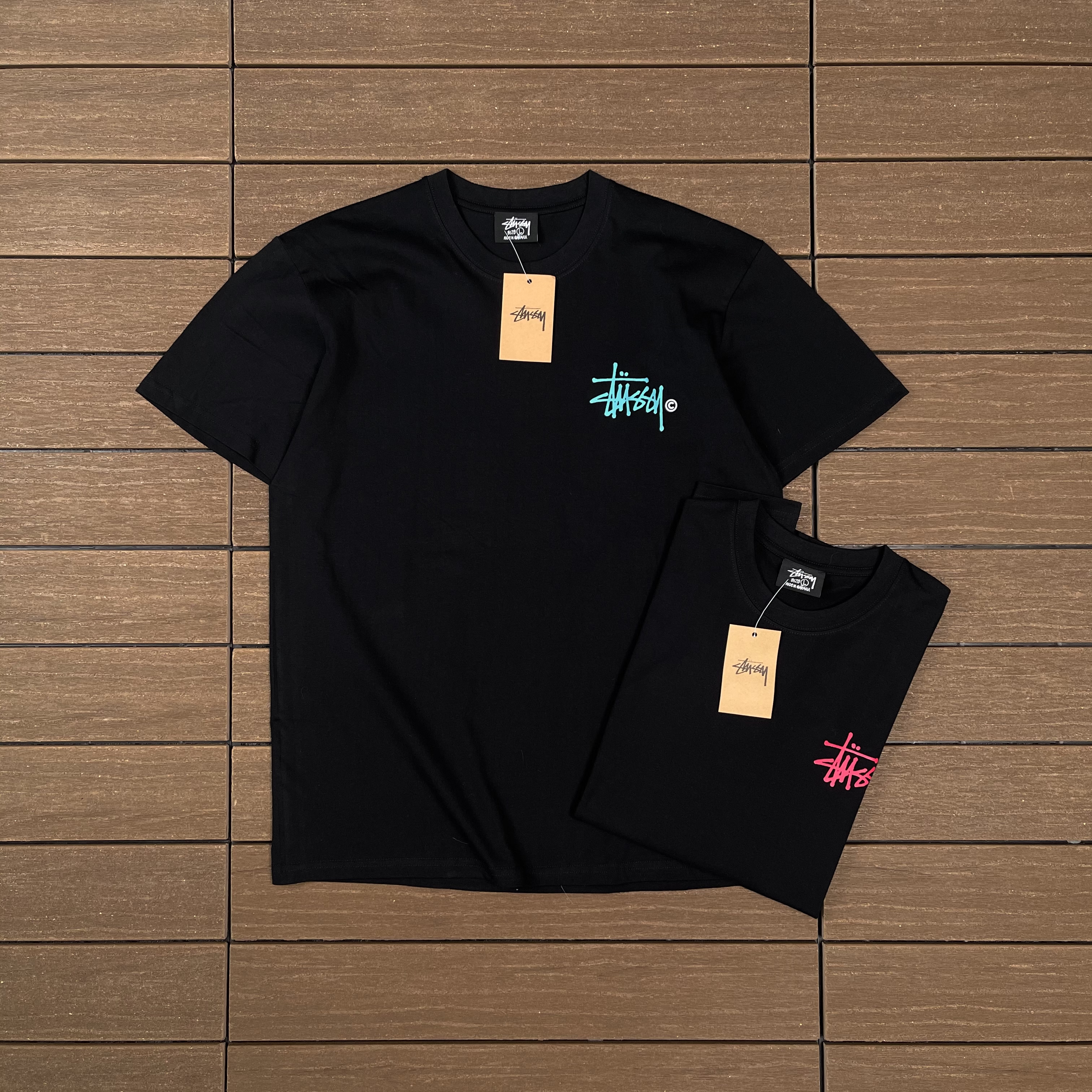 STUSSY T-SHIRT