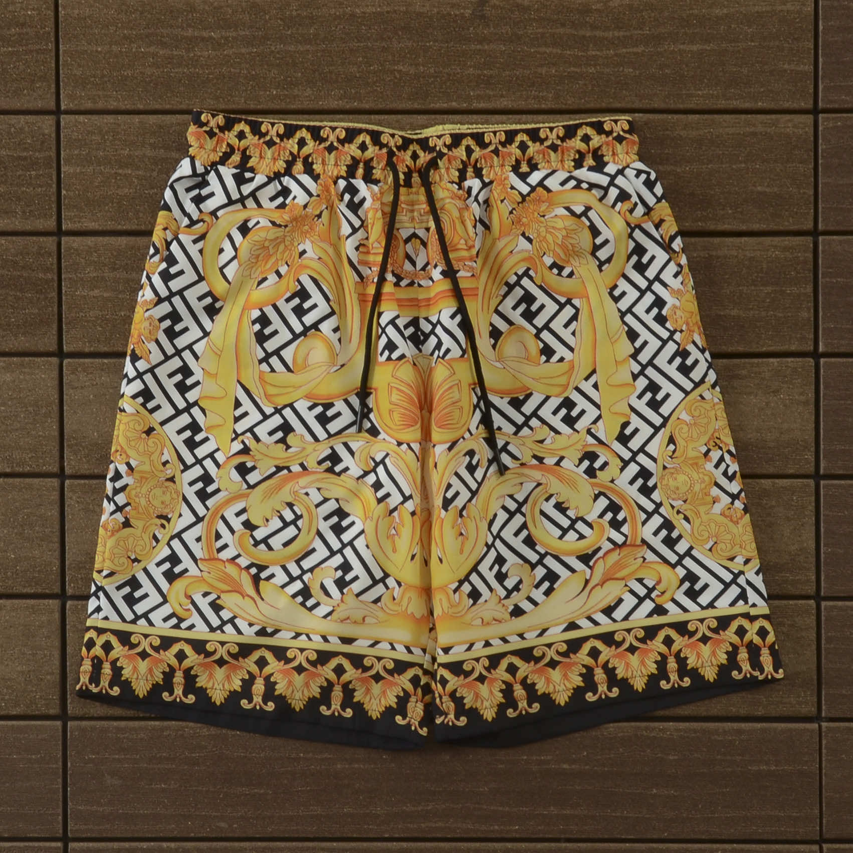 VERSACE SHORT