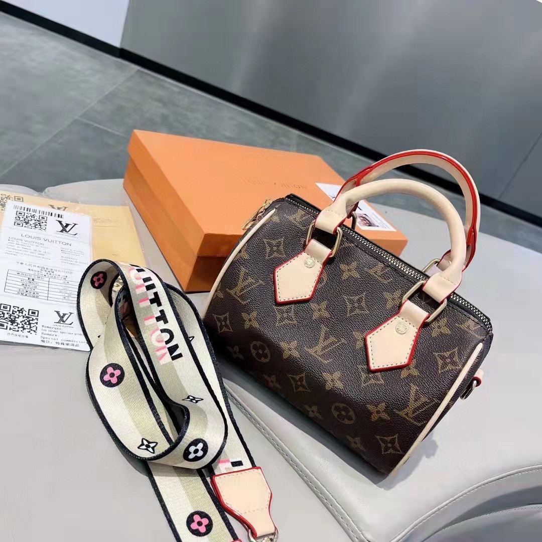 LV BAG